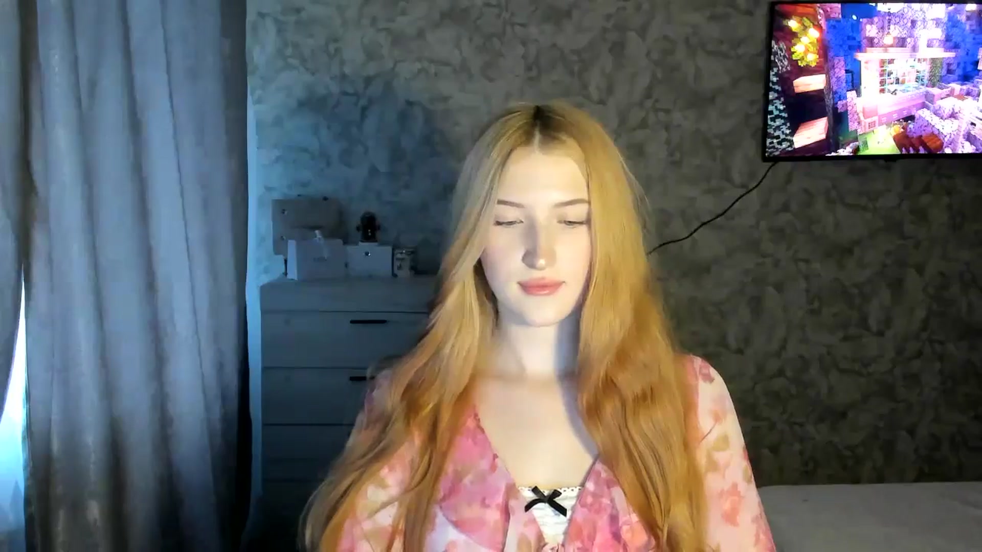 Gallery image thumbnail from Ilona_Here's myfreecams stream on, 02/11/2026, 14:16 image 13 of 20