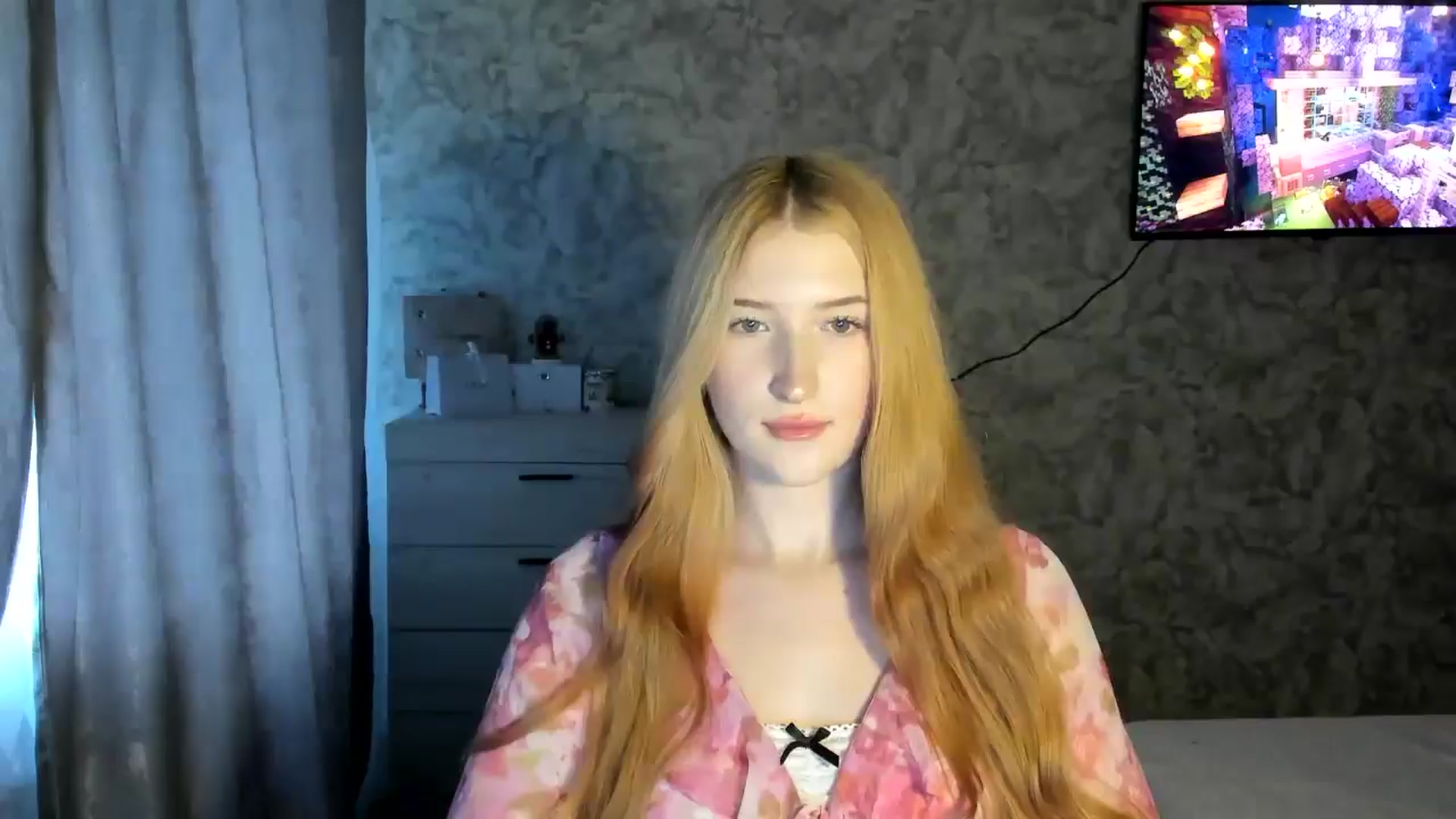 Gallery image thumbnail from Ilona_Here's myfreecams stream on, 02/11/2026, 14:16 image 8 of 20