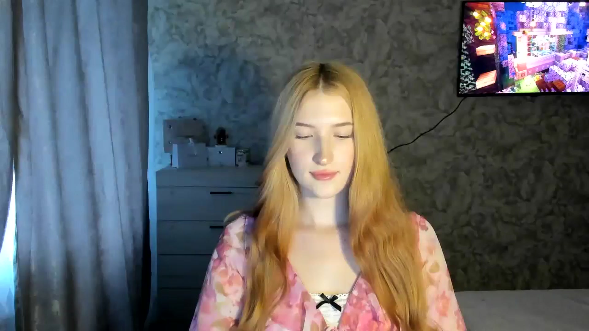 Gallery image thumbnail from Ilona_Here's myfreecams stream on, 02/11/2026, 14:16 image 10 of 20