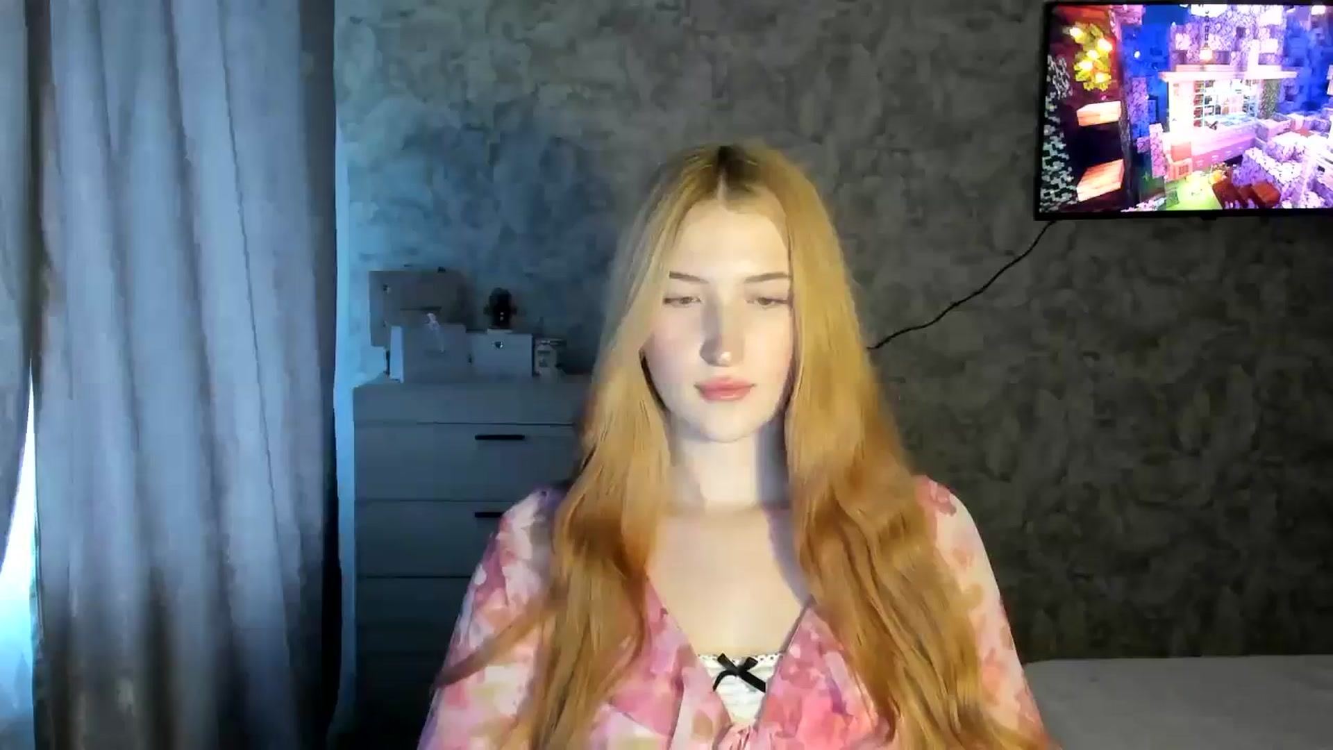 Gallery image thumbnail from Ilona_Here's myfreecams stream on, 02/11/2026, 14:16 image 7 of 20