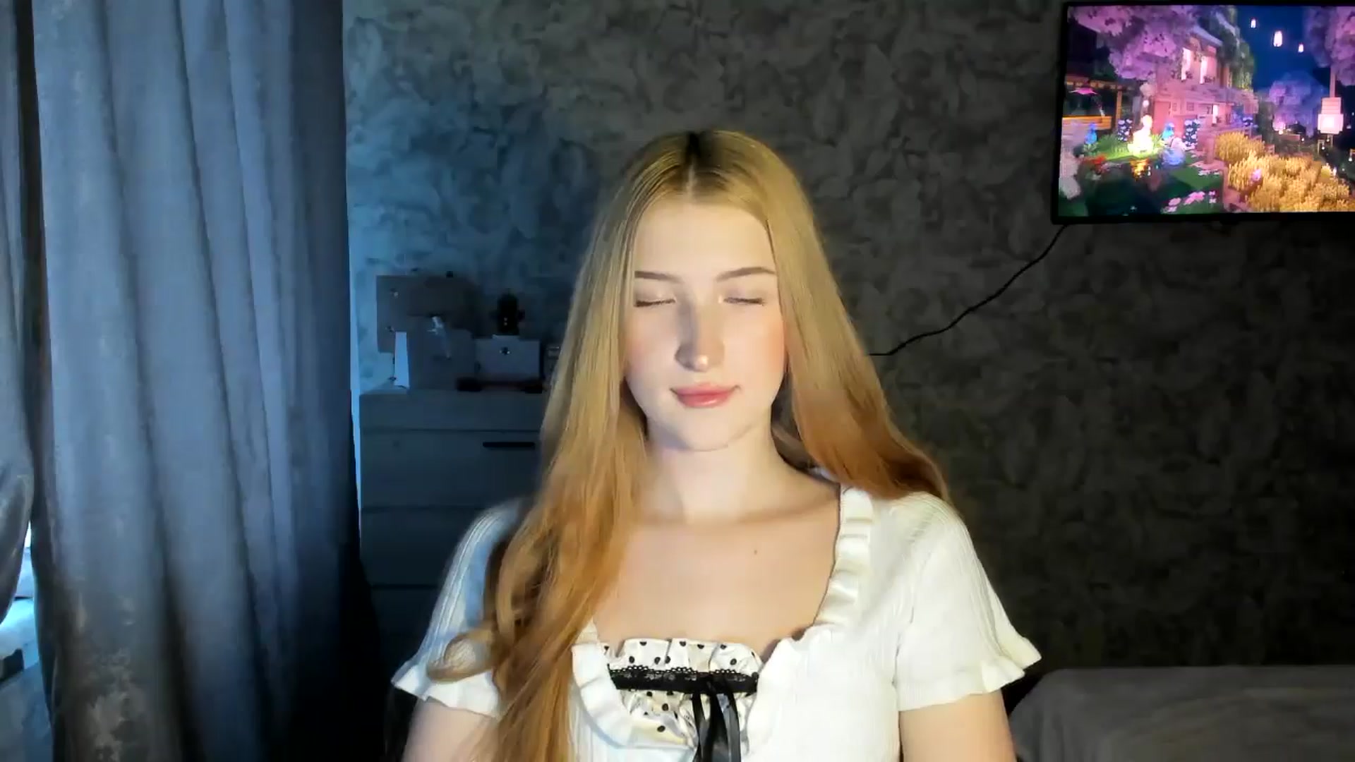 Gallery image thumbnail from Ilona_Here's myfreecams stream on, 02/12/2026, 10:21 image 3 of 20