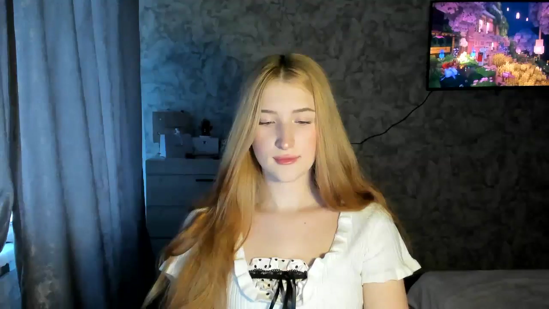 Gallery image thumbnail from Ilona_Here's myfreecams stream on, 02/12/2026, 10:21 image 8 of 20