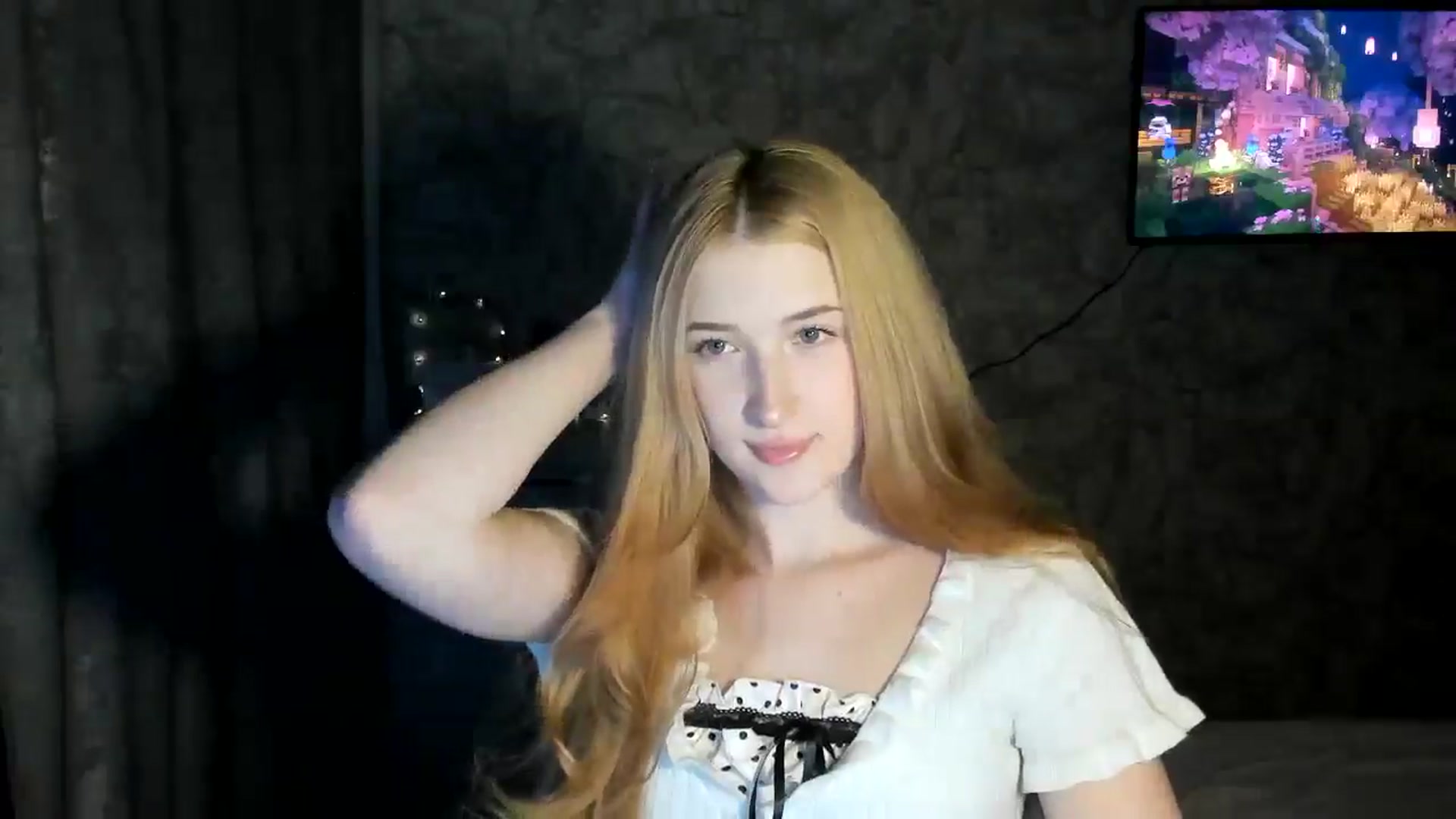 Gallery image thumbnail from Ilona_Here's myfreecams stream on, 02/12/2026, 19:47 image 11 of 20