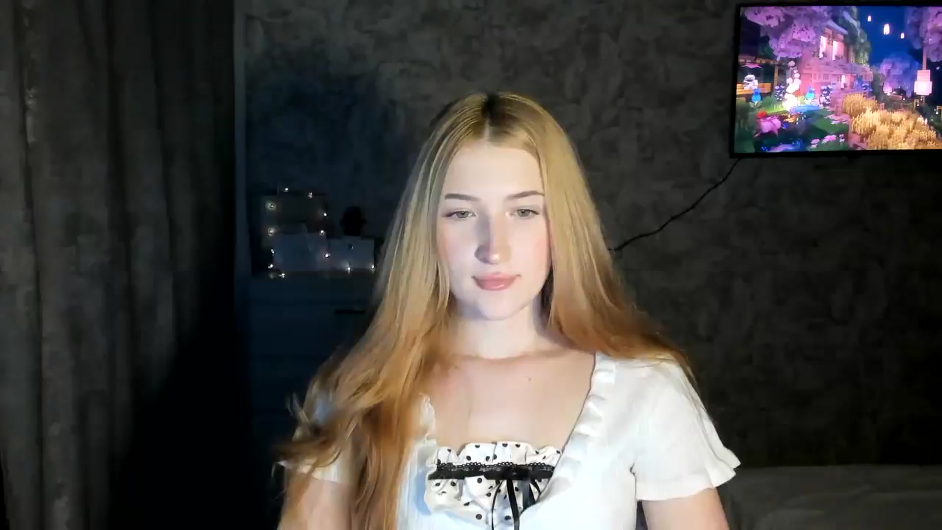 Gallery image thumbnail from Ilona_Here's myfreecams stream on, 02/12/2026, 19:47 image 12 of 20