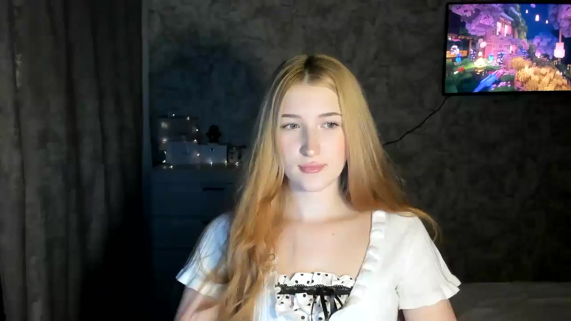 Gallery image thumbnail from Ilona_Here's myfreecams stream on, 02/12/2026, 19:47 image 5 of 20