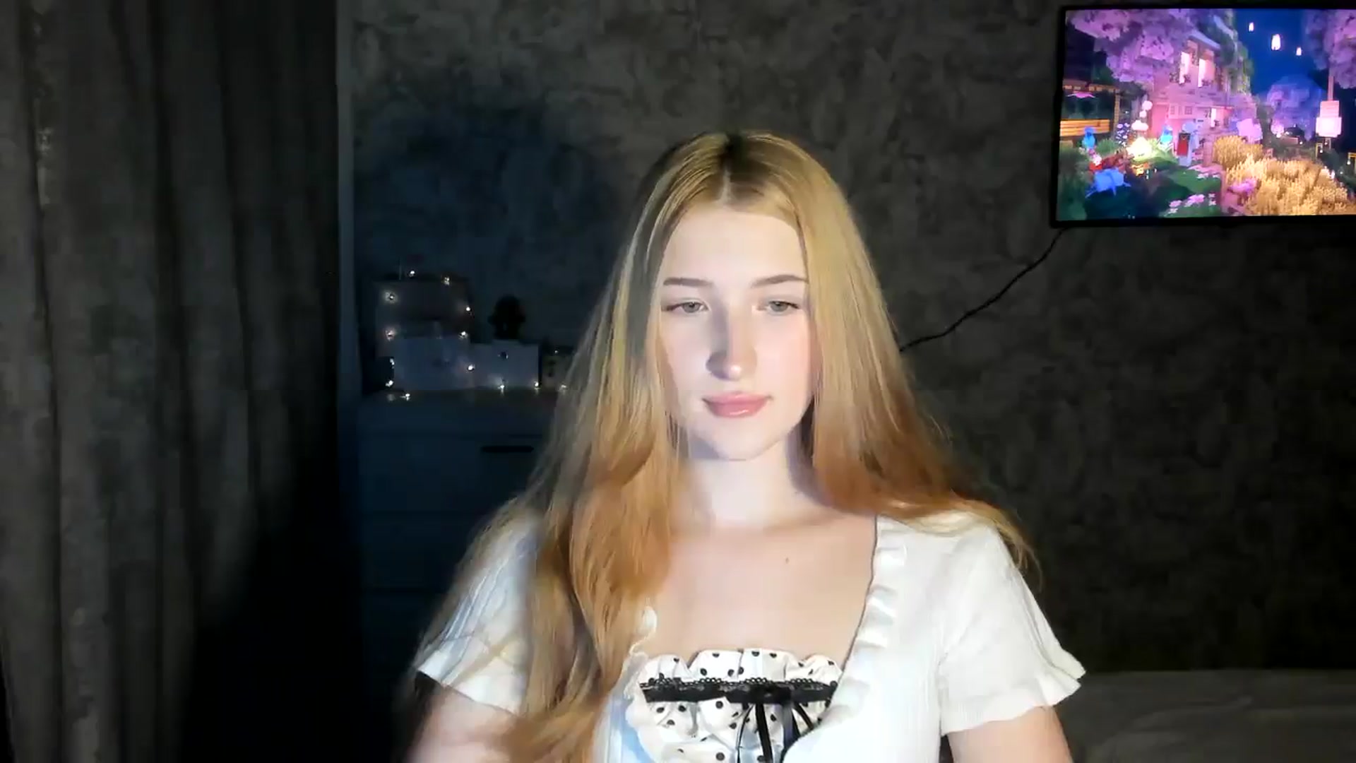 Gallery image thumbnail from Ilona_Here's myfreecams stream on, 02/12/2026, 19:47 image 9 of 20