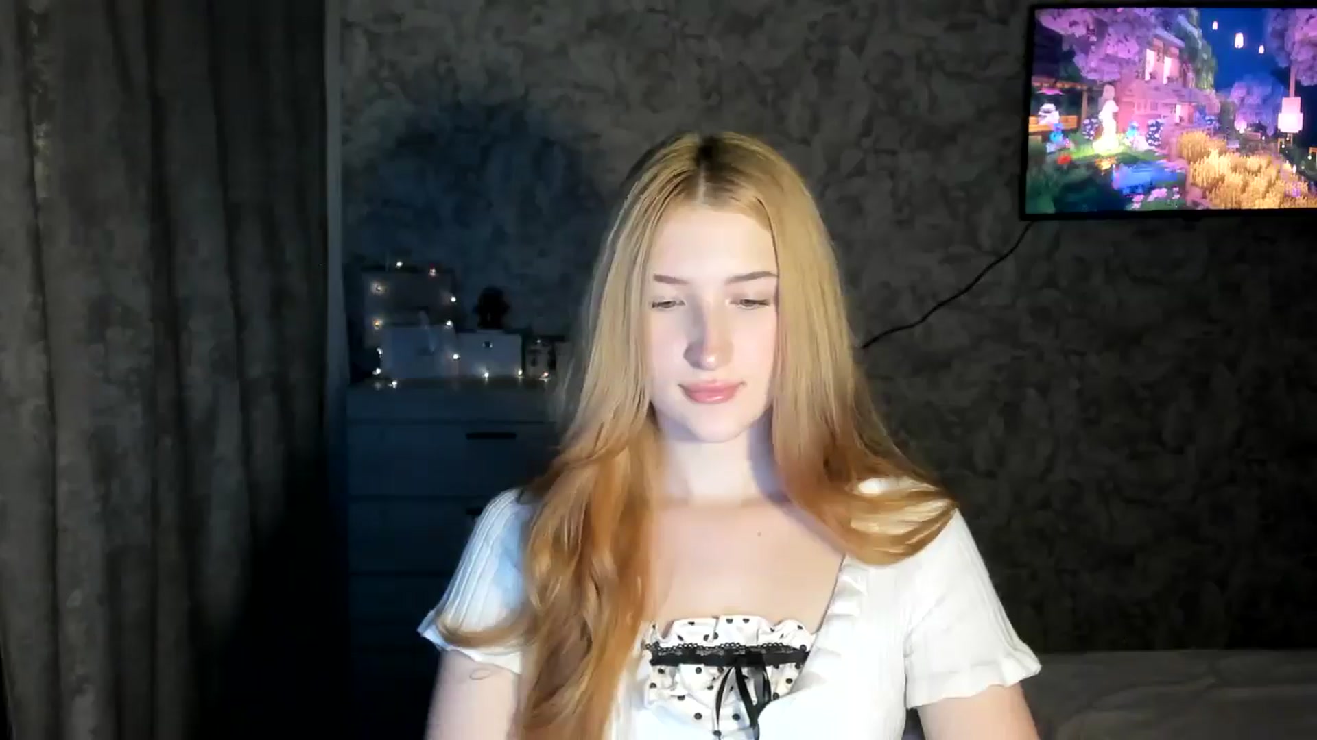 Gallery image thumbnail from Ilona_Here's myfreecams stream on, 02/12/2026, 20:44 image 6 of 20