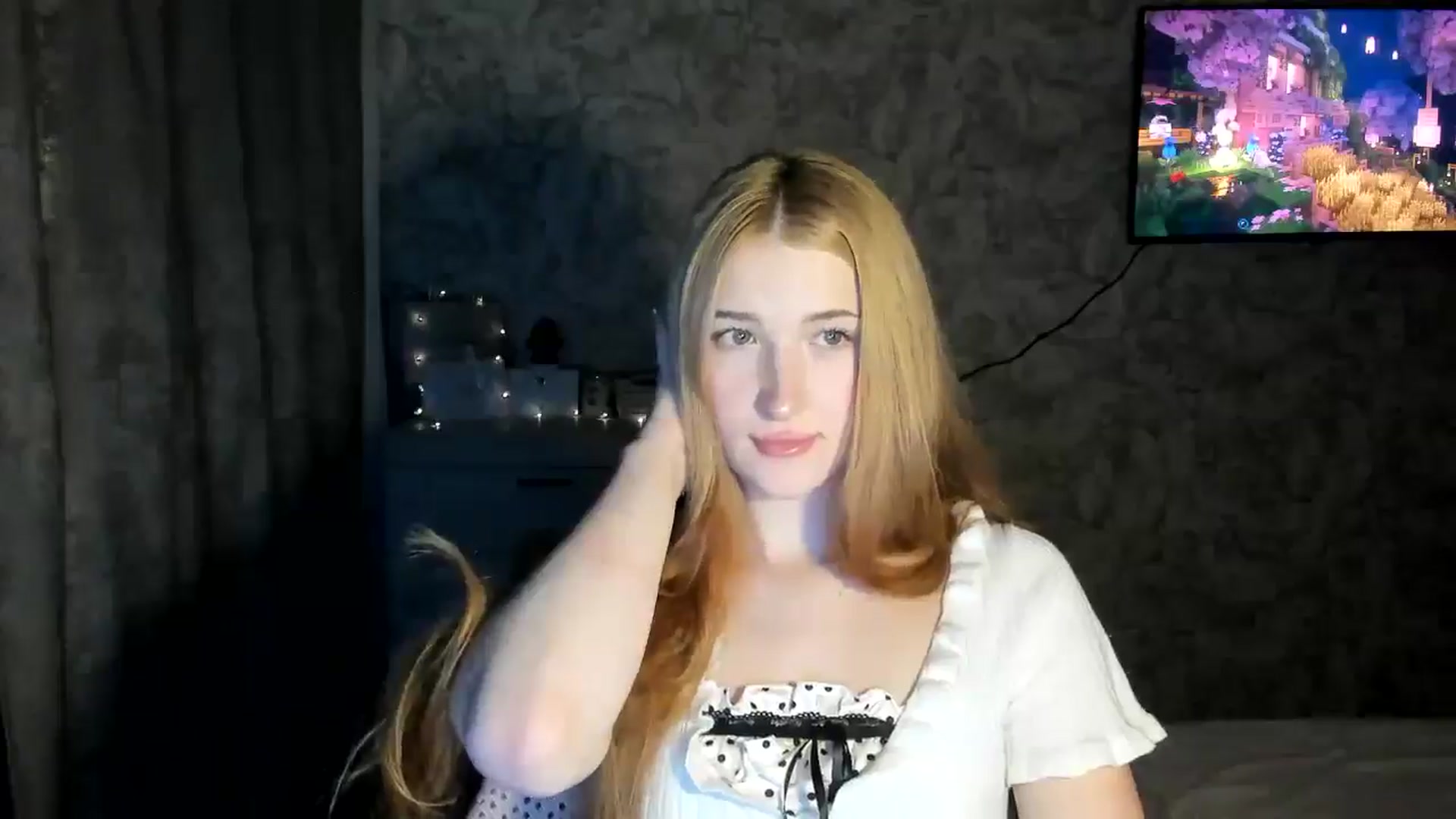 Gallery image thumbnail from Ilona_Here's myfreecams stream on, 02/12/2026, 20:44 image 19 of 20