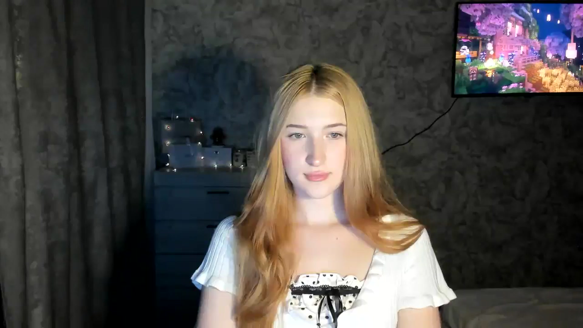 Gallery image thumbnail from Ilona_Here's myfreecams stream on, 02/12/2026, 20:44 image 9 of 20