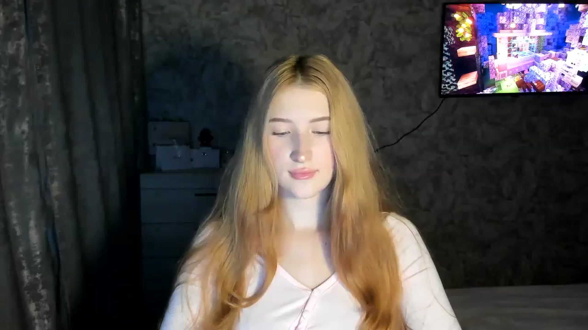 Gallery image thumbnail from Ilona_Here's myfreecams stream on, 02/13/2026, 15:56 image 3 of 20