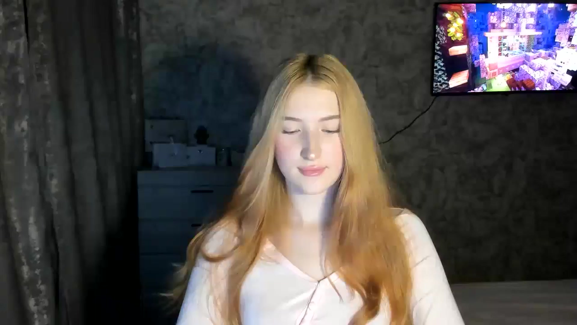 Gallery image thumbnail from Ilona_Here's myfreecams stream on, 02/13/2026, 15:56 image 12 of 20