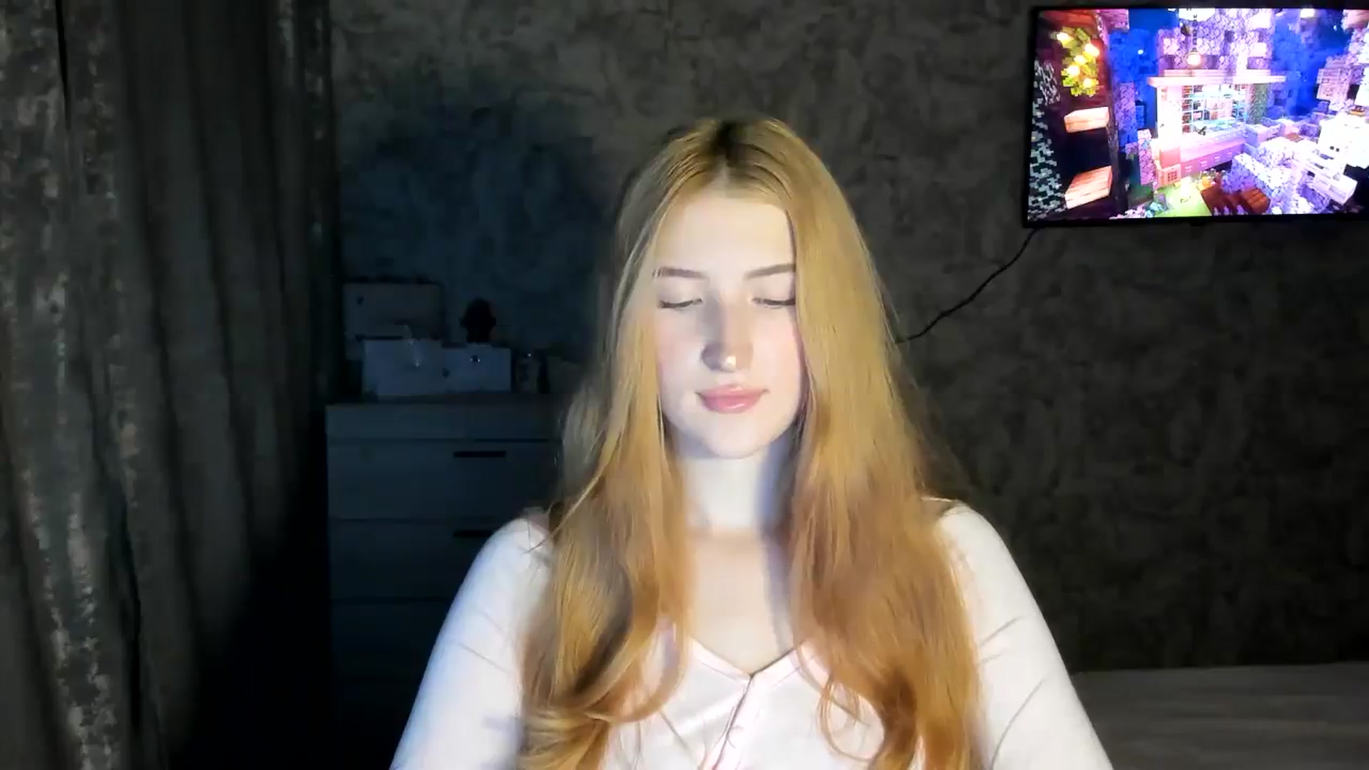 Gallery image thumbnail from Ilona_Here's myfreecams stream on, 02/13/2026, 15:56 image 9 of 20