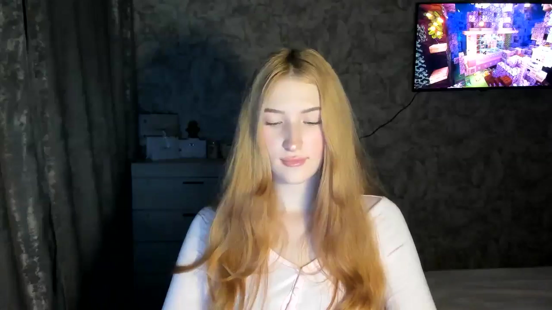 Gallery image thumbnail from Ilona_Here's myfreecams stream on, 02/13/2026, 15:56 image 20 of 20