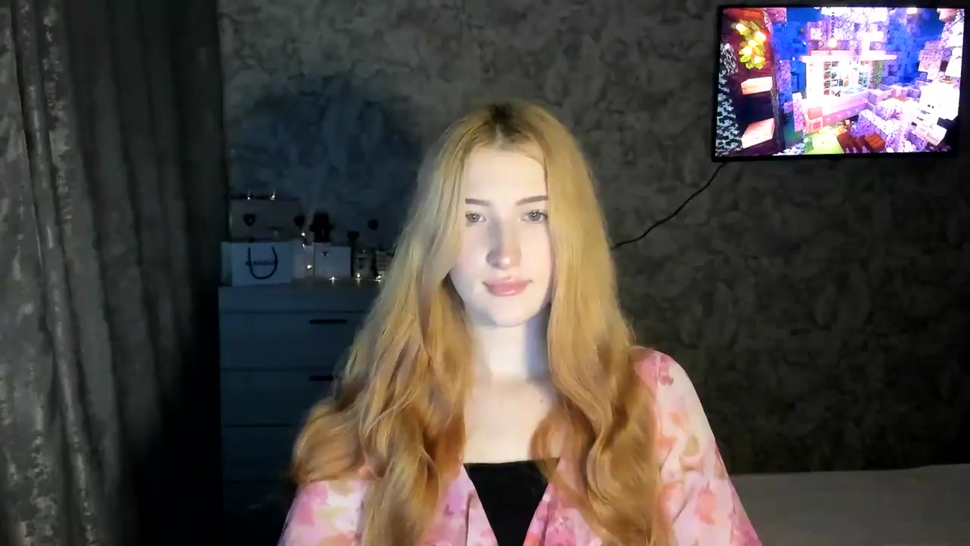 Gallery image thumbnail from Ilona_Here's myfreecams stream on, 02/15/2026, 17:07 image 7 of 20
