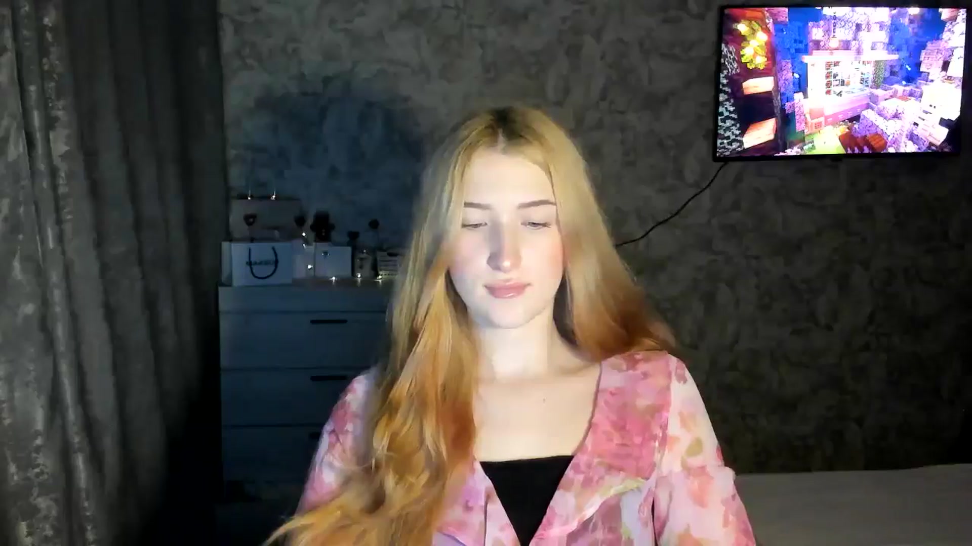 Gallery image thumbnail from Ilona_Here's myfreecams stream on, 02/15/2026, 17:07 image 15 of 20