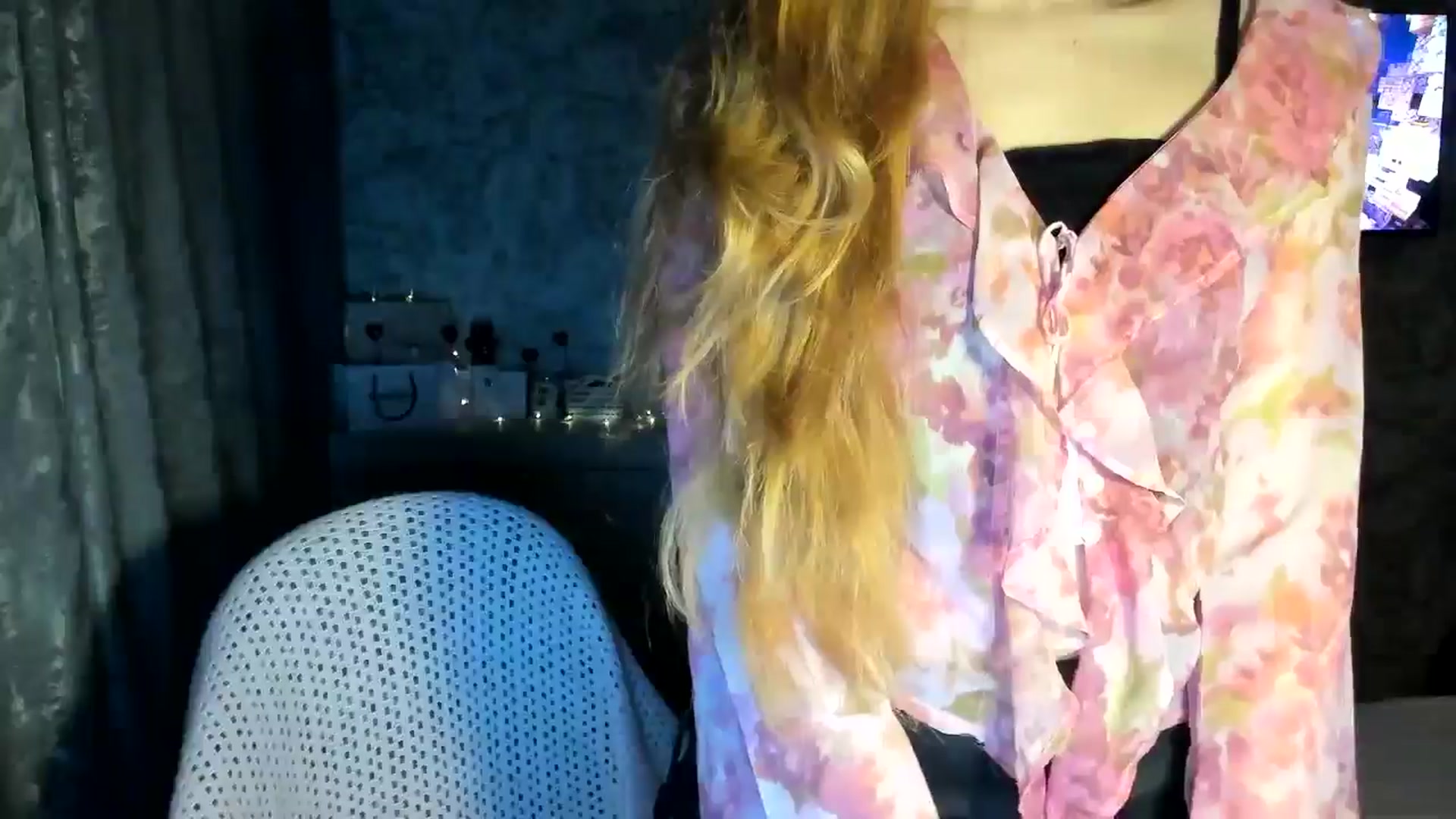 Gallery image thumbnail from Ilona_Here's myfreecams stream on, 02/15/2026, 17:07 image 20 of 20