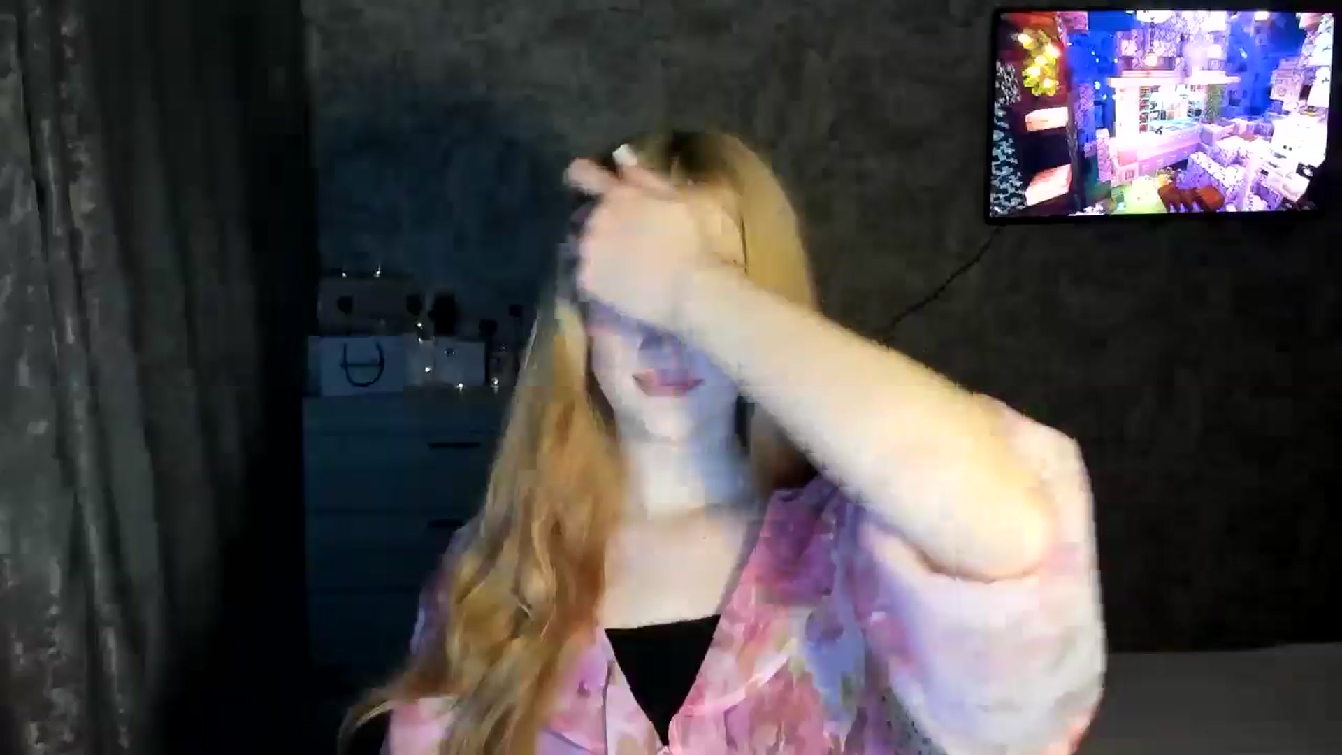 Gallery image thumbnail from Ilona_Here's myfreecams stream on, 02/15/2026, 17:07 image 16 of 20