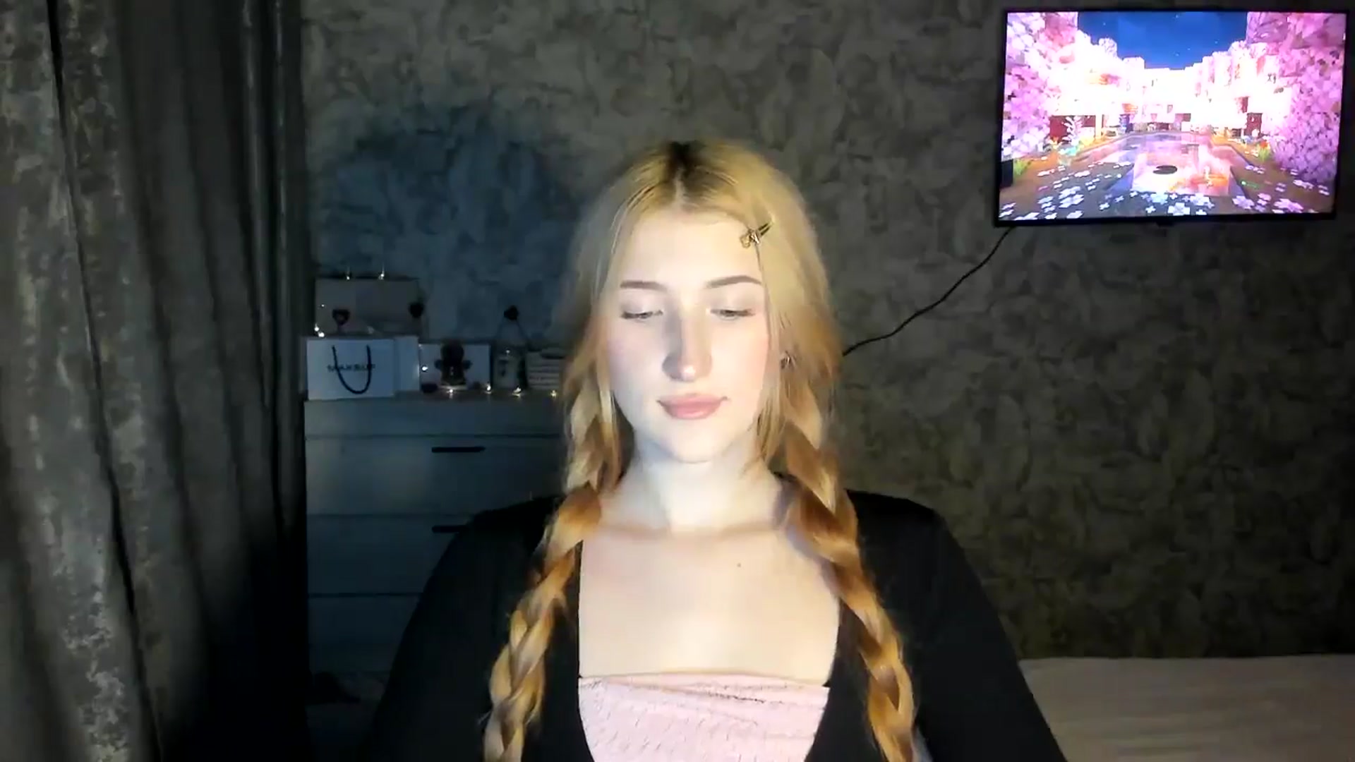 Gallery image thumbnail from Ilona_Here's myfreecams stream on, 02/16/2026, 17:24 image 12 of 20