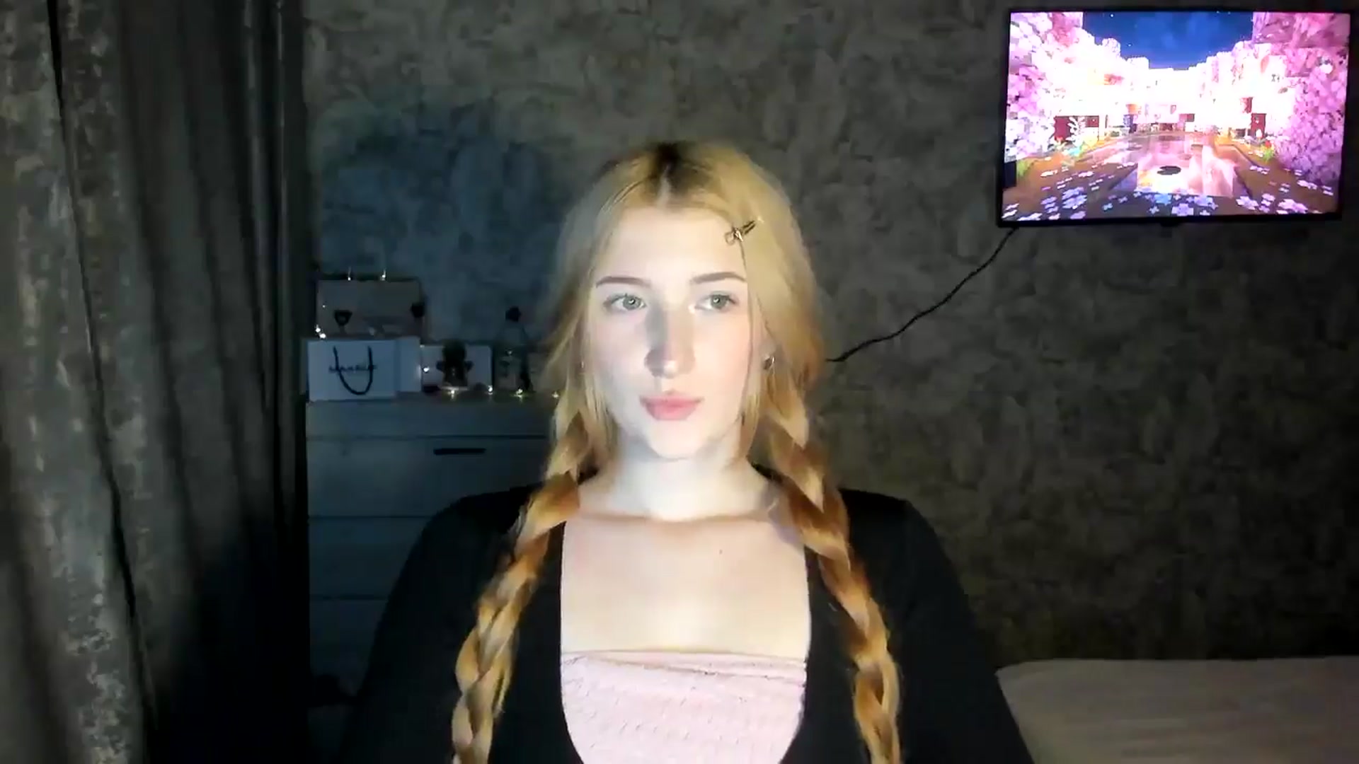 Gallery image thumbnail from Ilona_Here's myfreecams stream on, 02/16/2026, 17:24 image 9 of 20