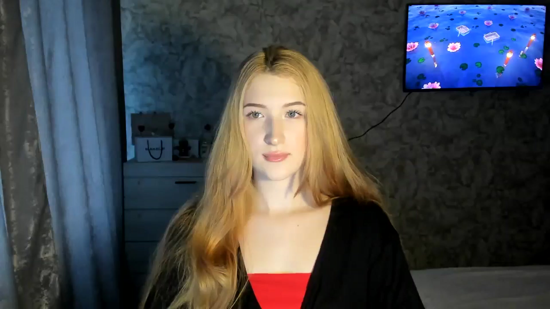 Gallery image thumbnail from Ilona_Here's myfreecams stream on, 02/17/2026, 14:01 image 6 of 20