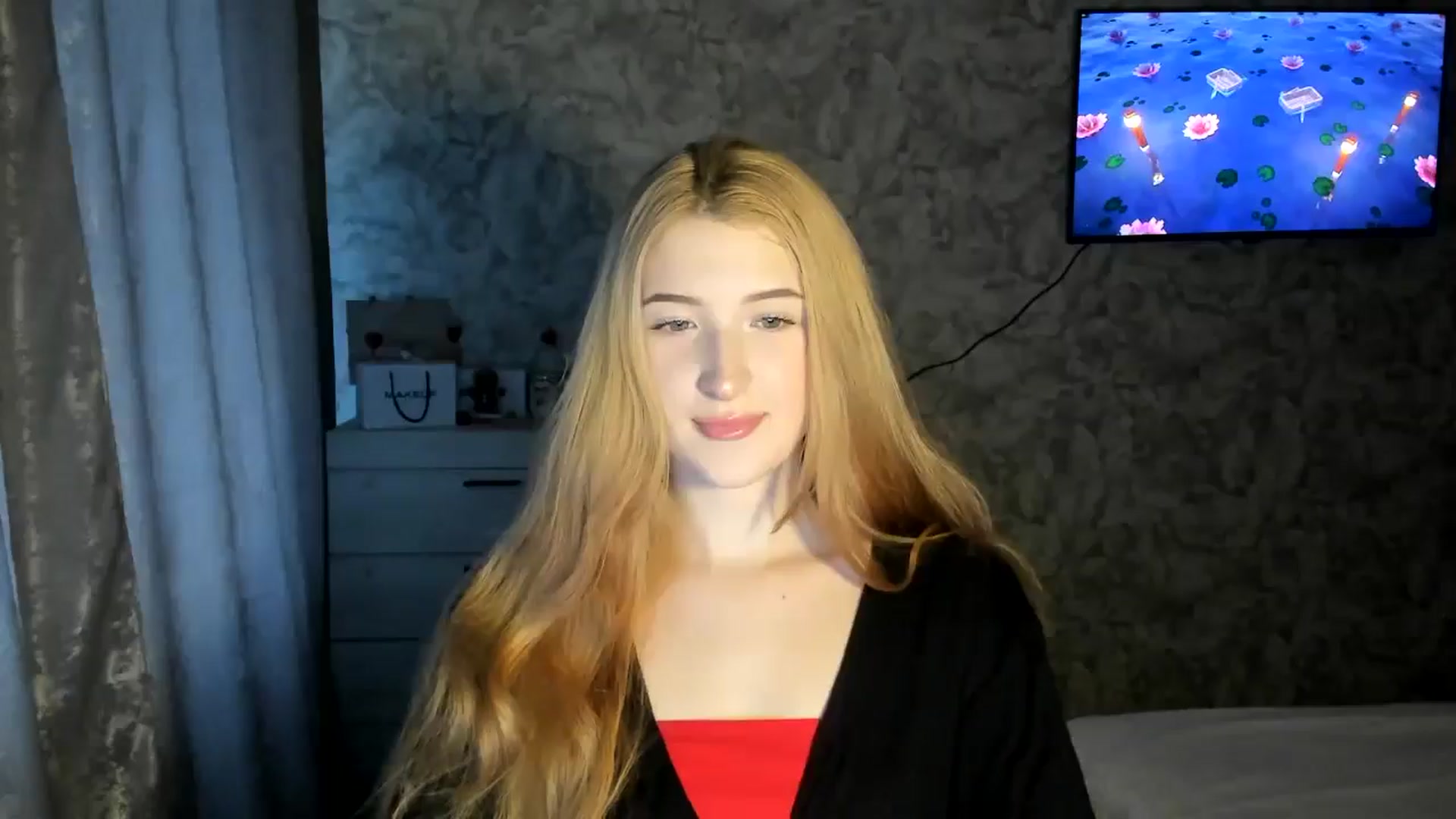 Gallery image thumbnail from Ilona_Here's myfreecams stream on, 02/17/2026, 14:01 image 16 of 20