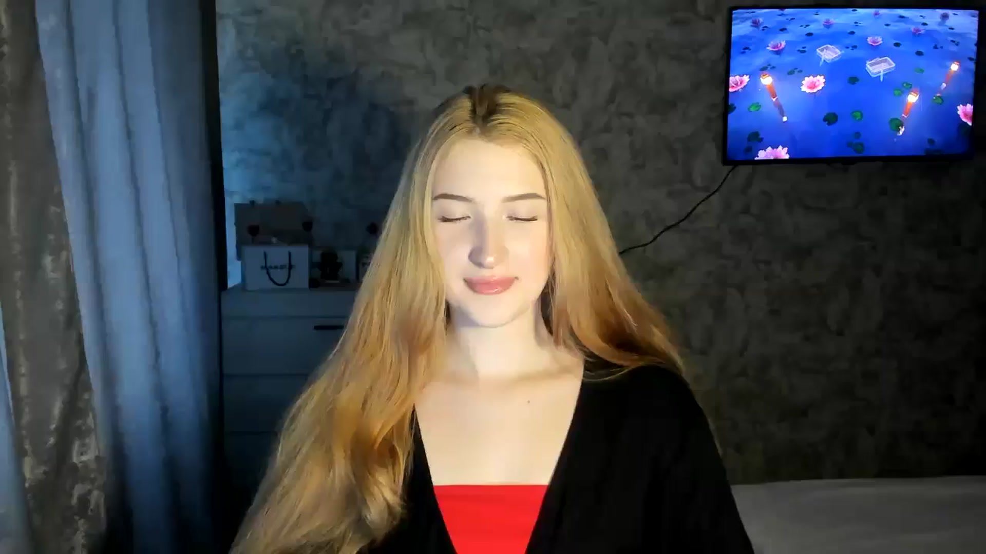 Gallery image thumbnail from Ilona_Here's myfreecams stream on, 02/17/2026, 14:01 image 1 of 20