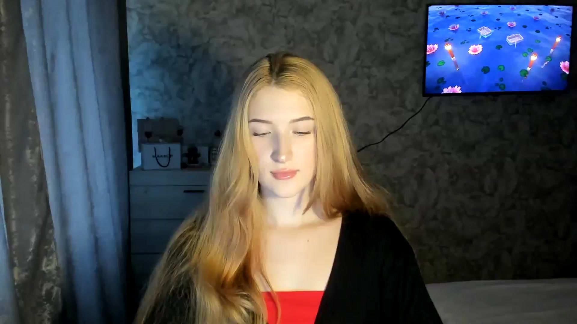 Gallery image thumbnail from Ilona_Here's myfreecams stream on, 02/17/2026, 14:01 image 4 of 20
