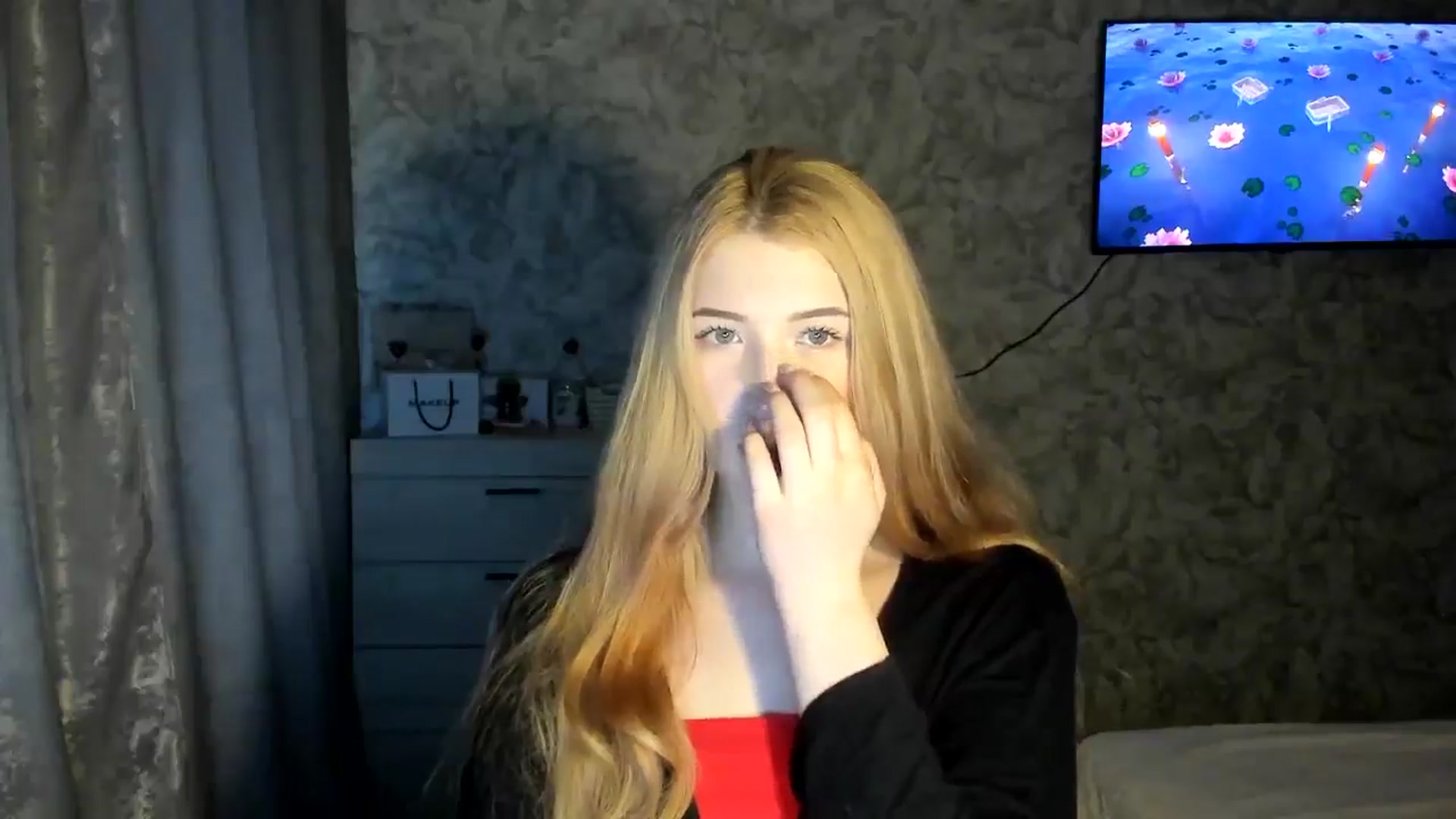 Gallery image thumbnail from Ilona_Here's myfreecams stream on, 02/17/2026, 14:37 image 13 of 20