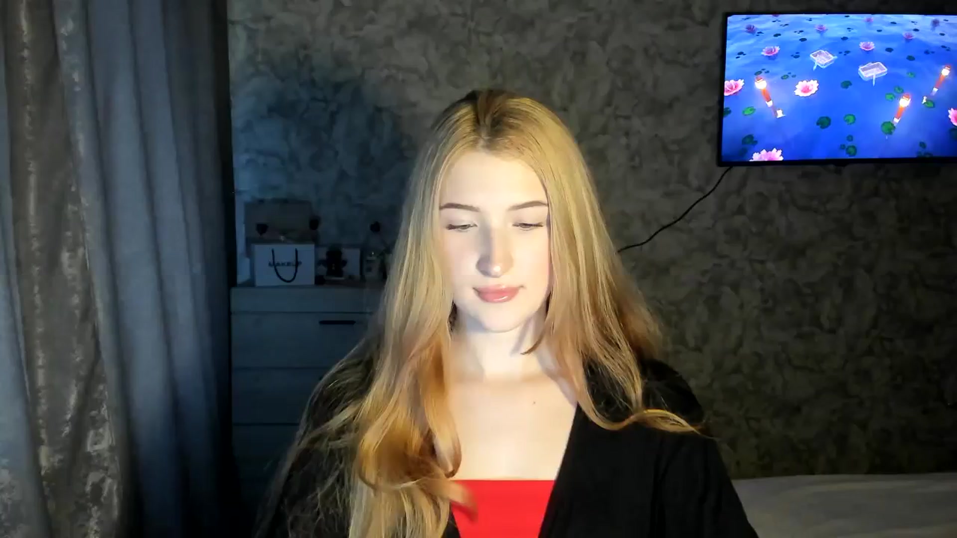 Gallery image thumbnail from Ilona_Here's myfreecams stream on, 02/17/2026, 14:37 image 1 of 20