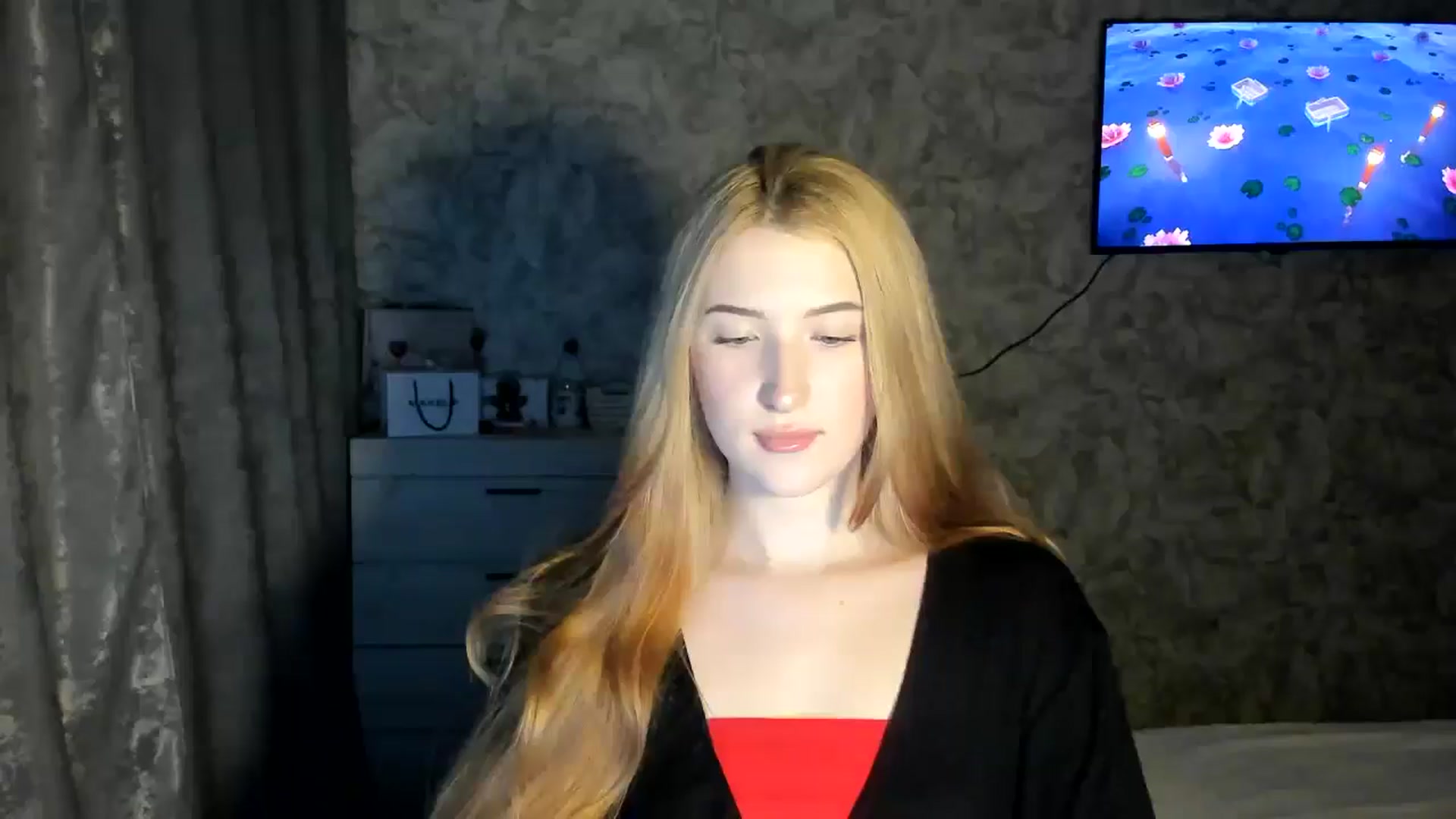 Gallery image thumbnail from Ilona_Here's myfreecams stream on, 02/17/2026, 15:38 image 15 of 20