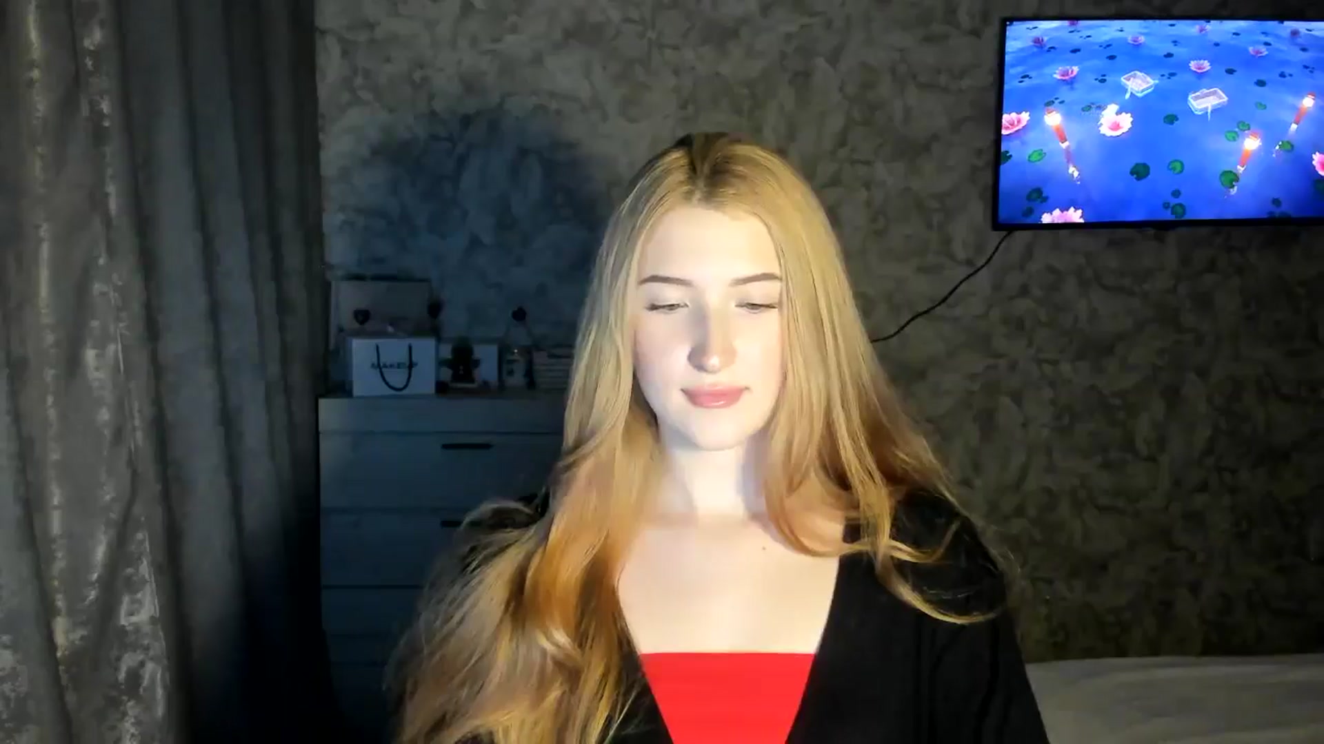 Gallery image thumbnail from Ilona_Here's myfreecams stream on, 02/17/2026, 15:38 image 4 of 20