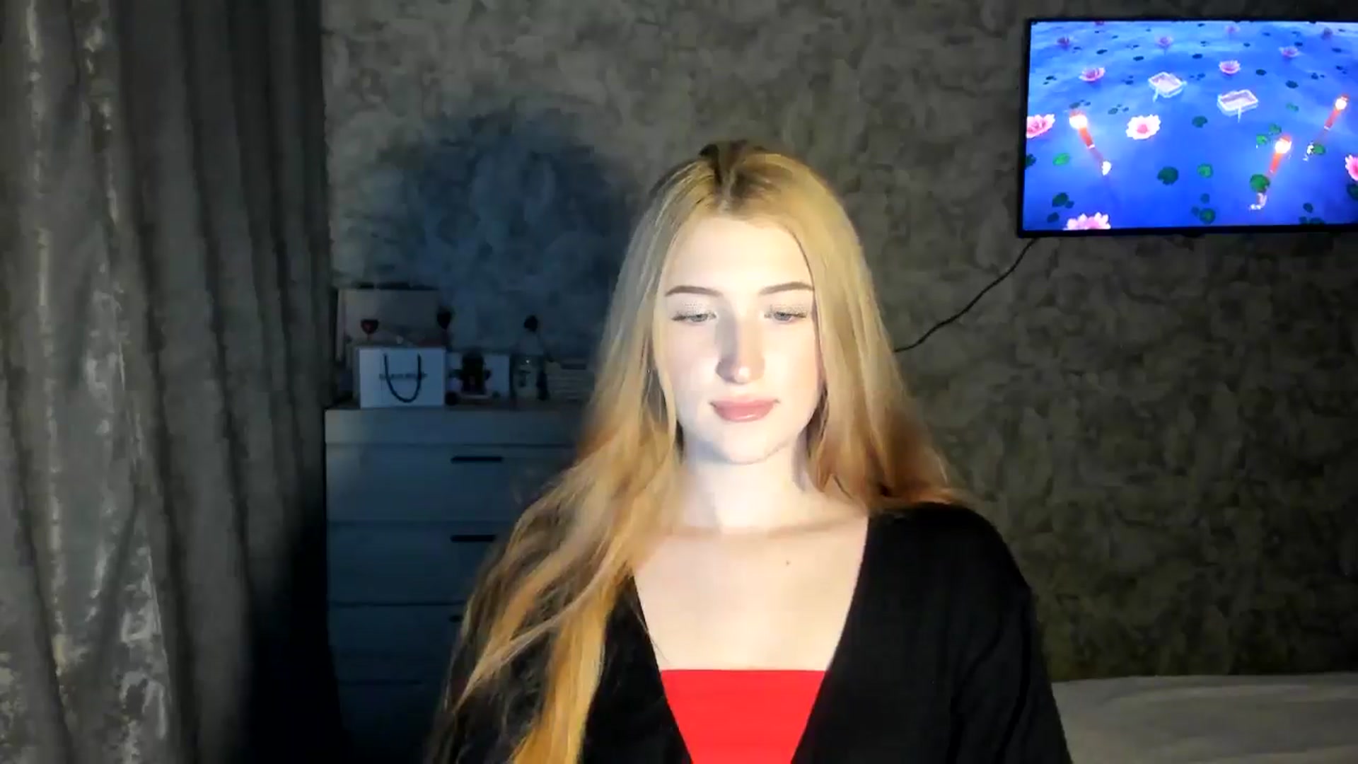 Gallery image thumbnail from Ilona_Here's myfreecams stream on, 02/17/2026, 15:38 image 18 of 20