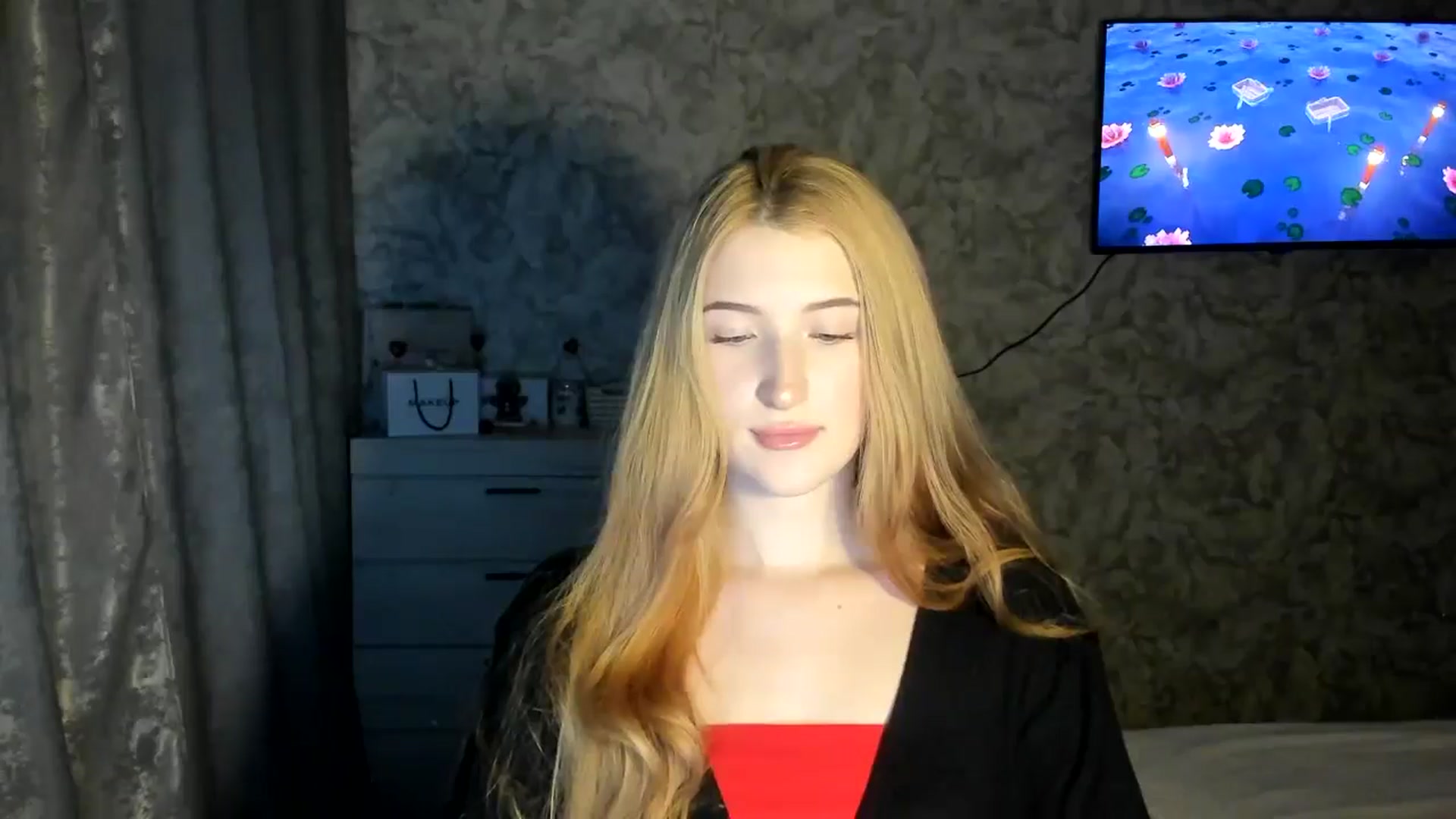 Gallery image thumbnail from Ilona_Here's myfreecams stream on, 02/17/2026, 15:38 image 2 of 20