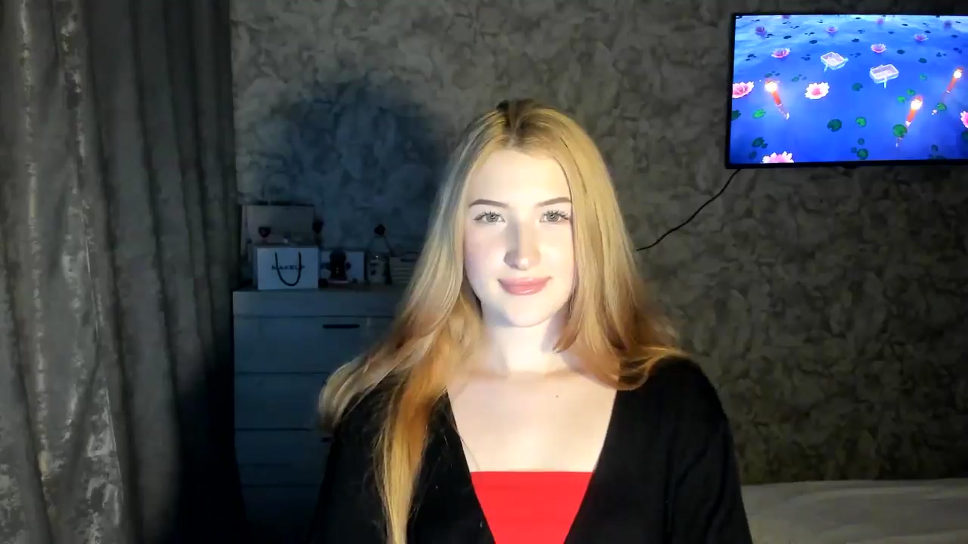 Gallery image thumbnail from Ilona_Here's myfreecams stream on, 02/17/2026, 15:38 image 11 of 20