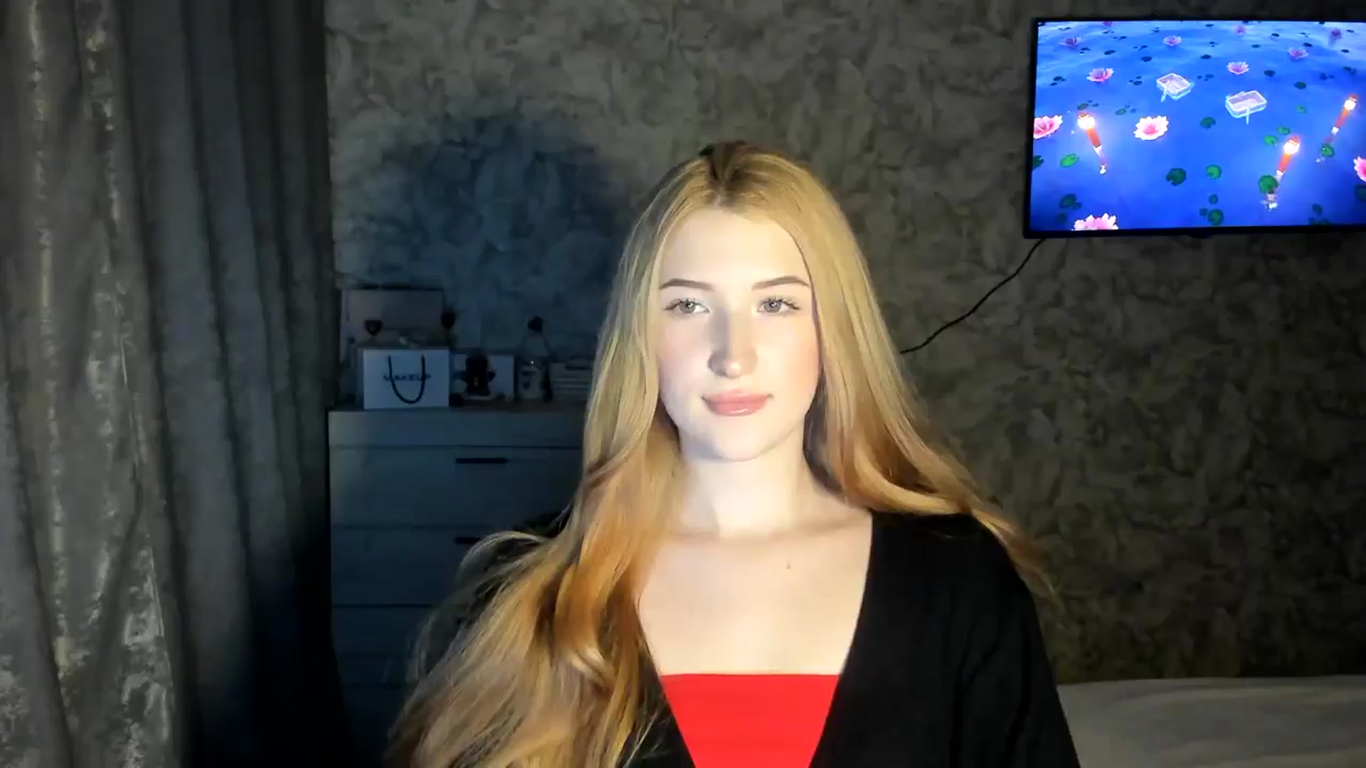 Gallery image thumbnail from Ilona_Here's myfreecams stream on, 02/17/2026, 15:38 image 5 of 20