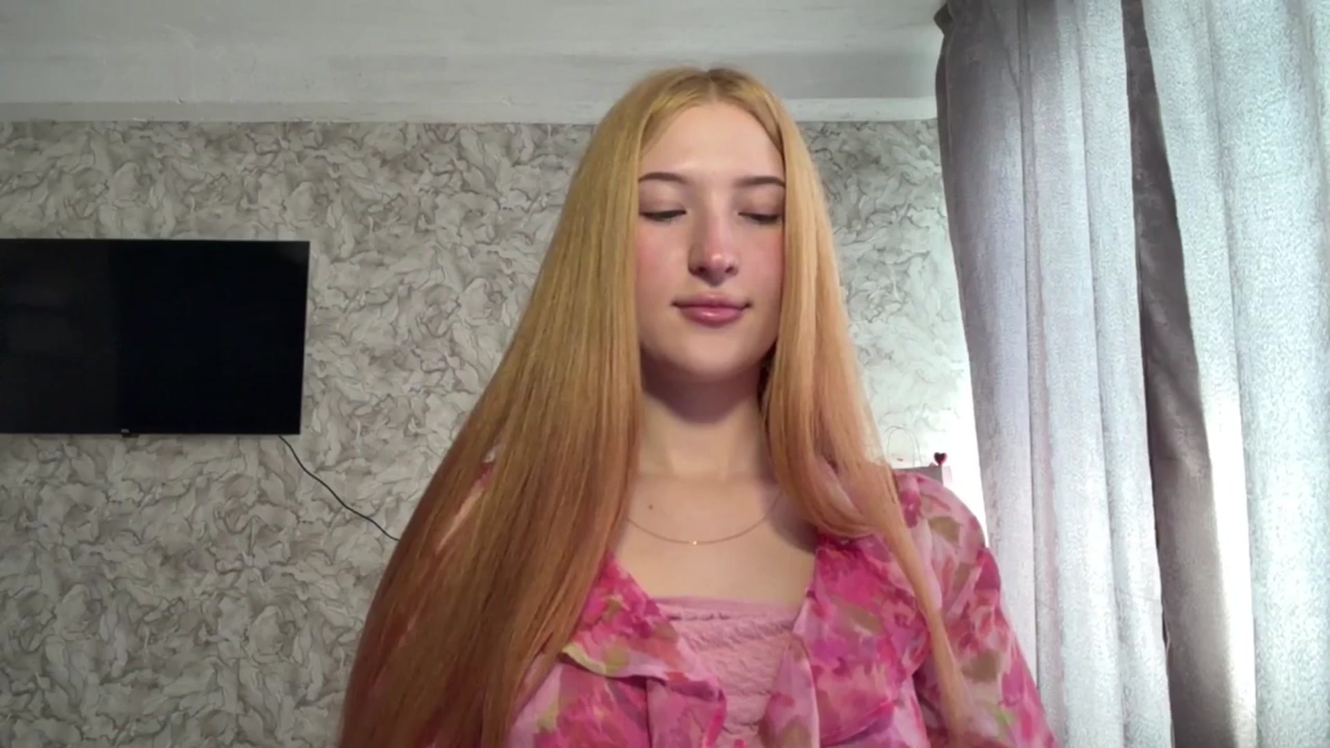 Gallery image thumbnail from Ilona_Here's myfreecams stream on, 02/23/2026, 10:26 image 12 of 20