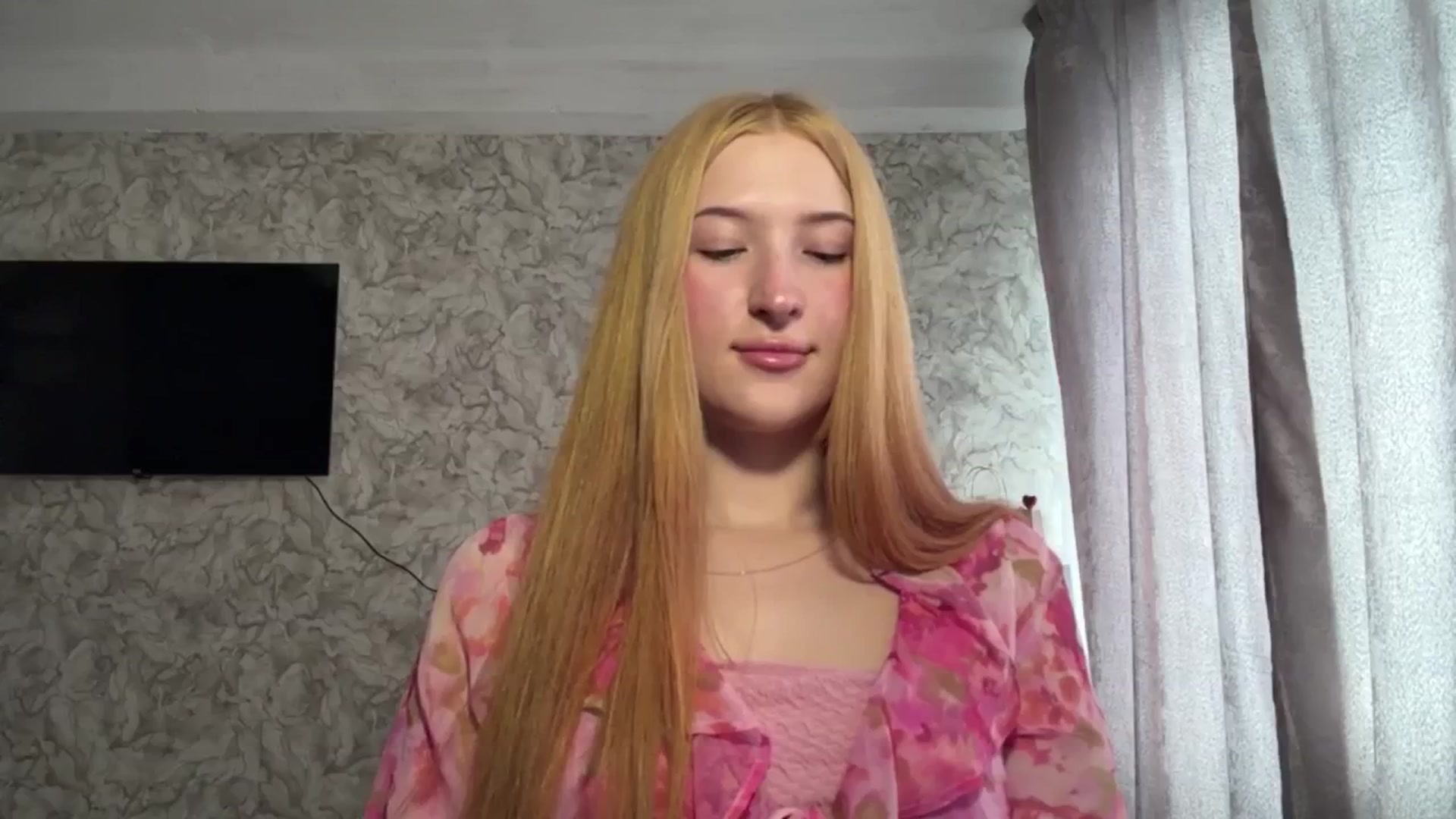 Gallery image thumbnail from Ilona_Here's myfreecams stream on, 02/23/2026, 11:00 image 10 of 20