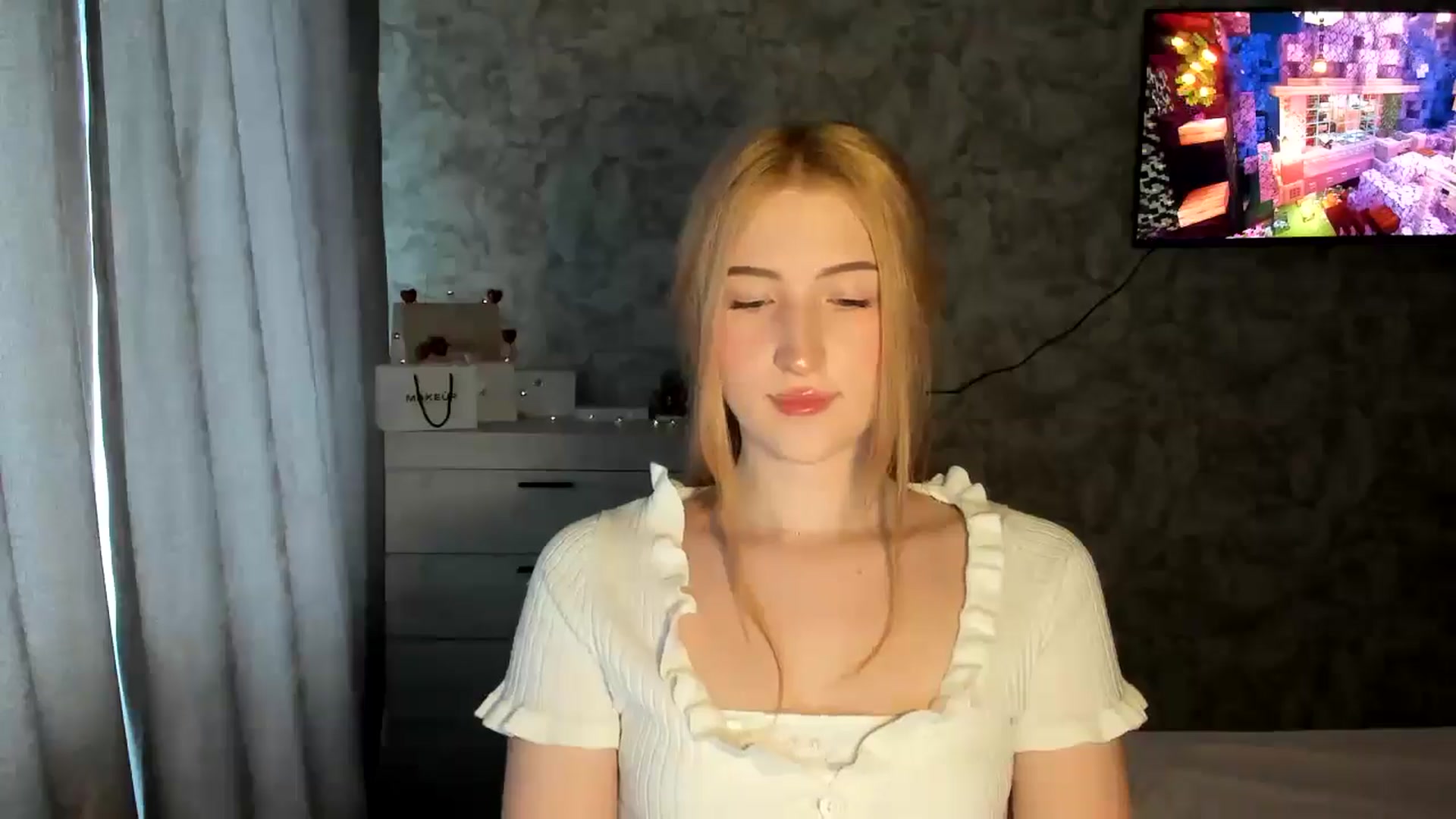 Gallery image thumbnail from Ilona_Here's myfreecams stream on, 02/24/2026, 12:11 image 13 of 20