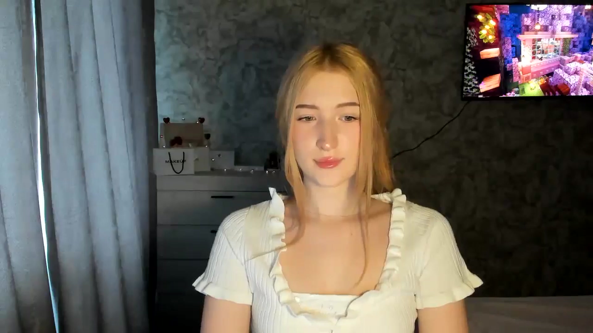 Gallery image thumbnail from Ilona_Here's myfreecams stream on, 02/24/2026, 12:11 image 10 of 20