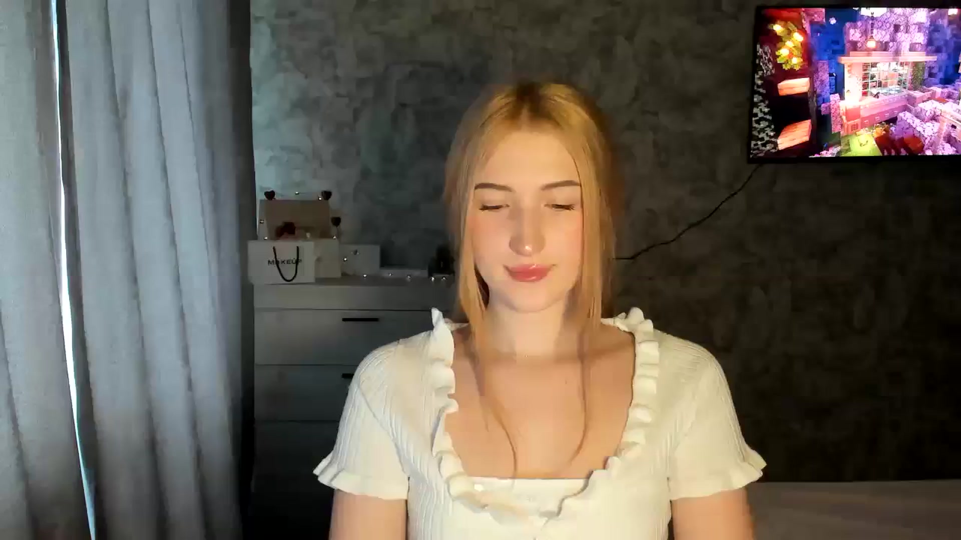 Gallery image thumbnail from Ilona_Here's myfreecams stream on, 02/24/2026, 12:11 image 15 of 20