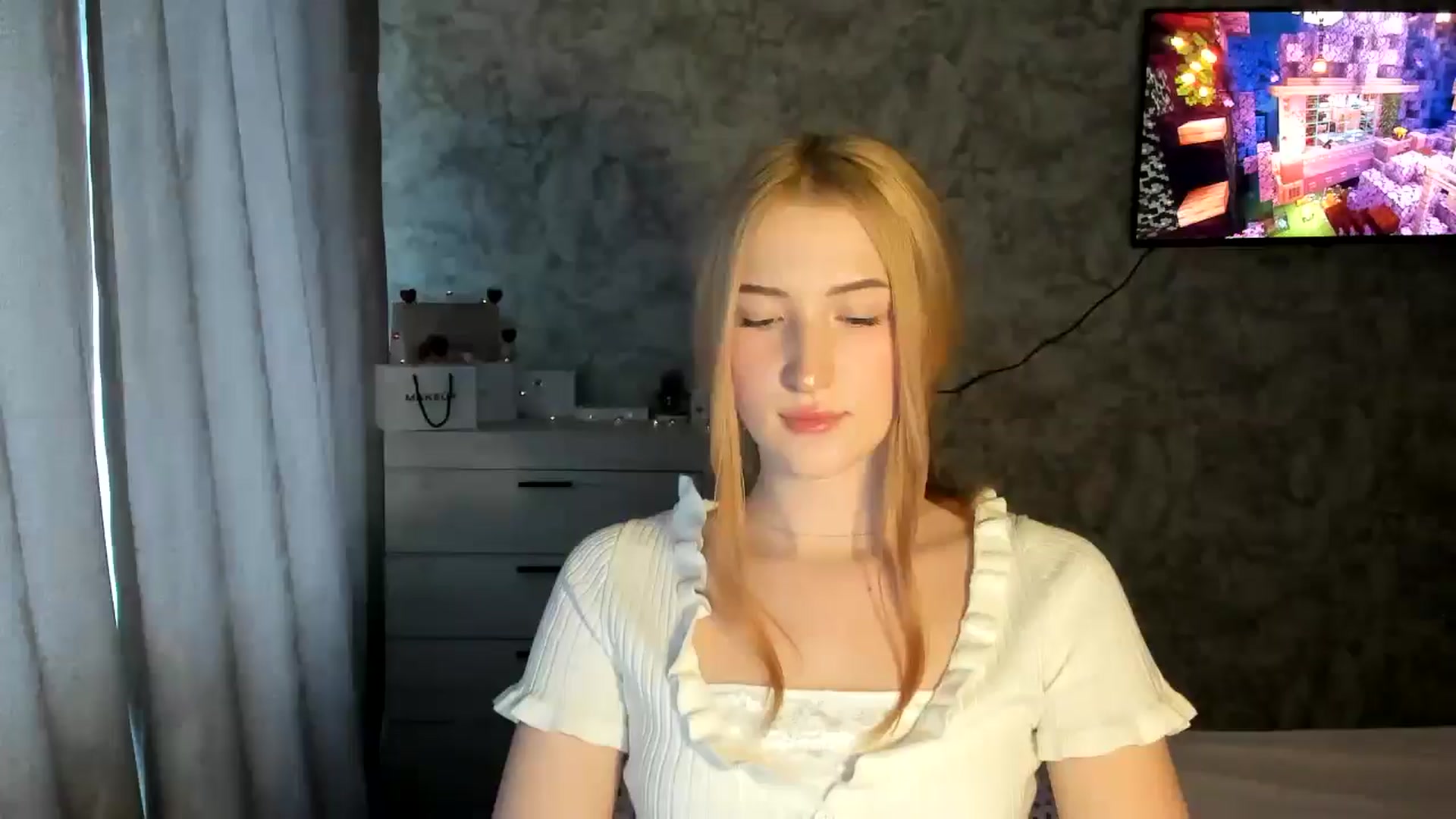 Gallery image thumbnail from Ilona_Here's myfreecams stream on, 02/24/2026, 13:52 image 2 of 20