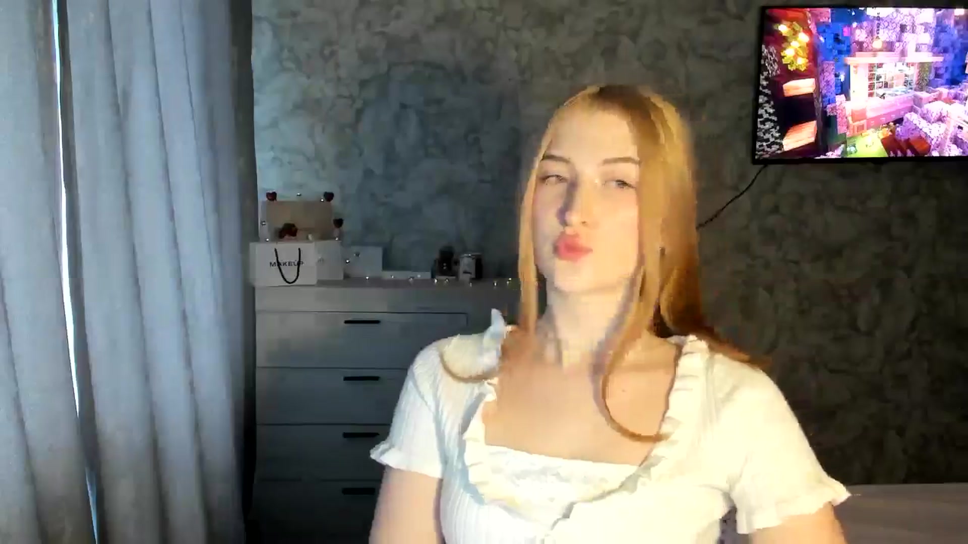 Gallery image thumbnail from Ilona_Here's myfreecams stream on, 02/24/2026, 13:52 image 3 of 20