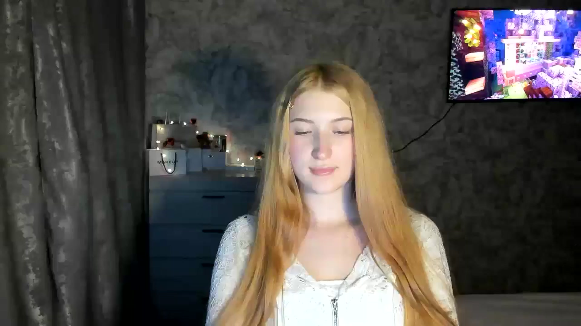 Gallery image thumbnail from Ilona_Here's myfreecams stream on, 02/25/2026, 23:23 image 18 of 20