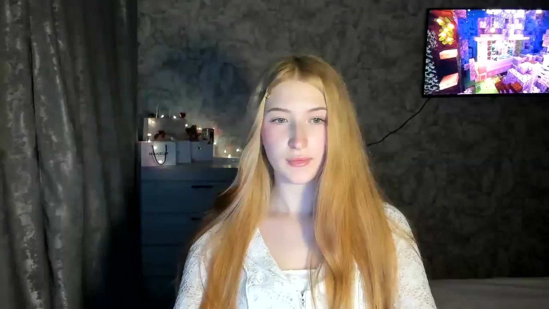 Gallery image thumbnail from Ilona_Here's myfreecams stream on, 02/25/2026, 23:23 image 3 of 20