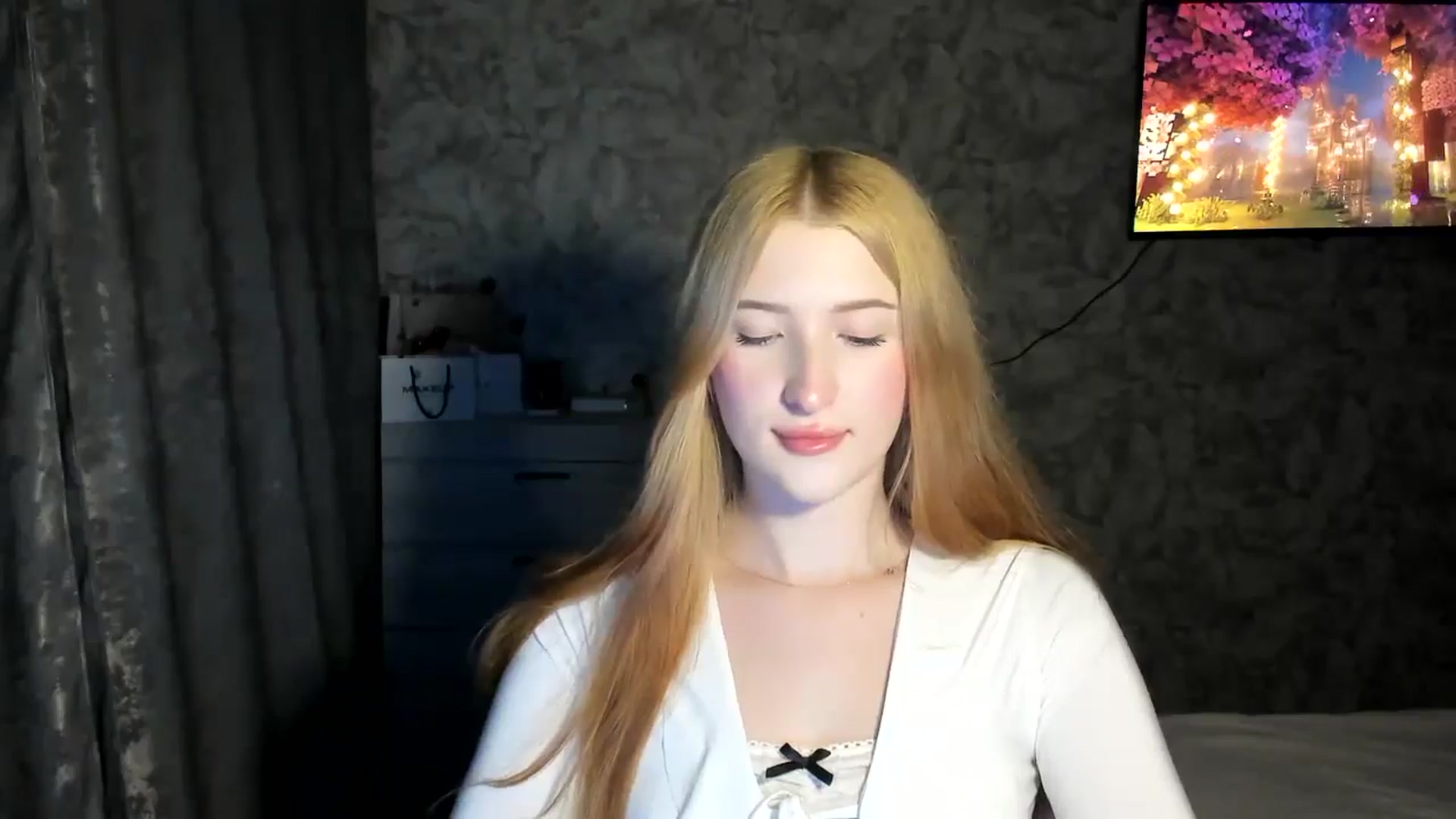 Gallery image thumbnail from Ilona_Here's myfreecams stream on, 02/28/2026, 17:21 image 20 of 20
