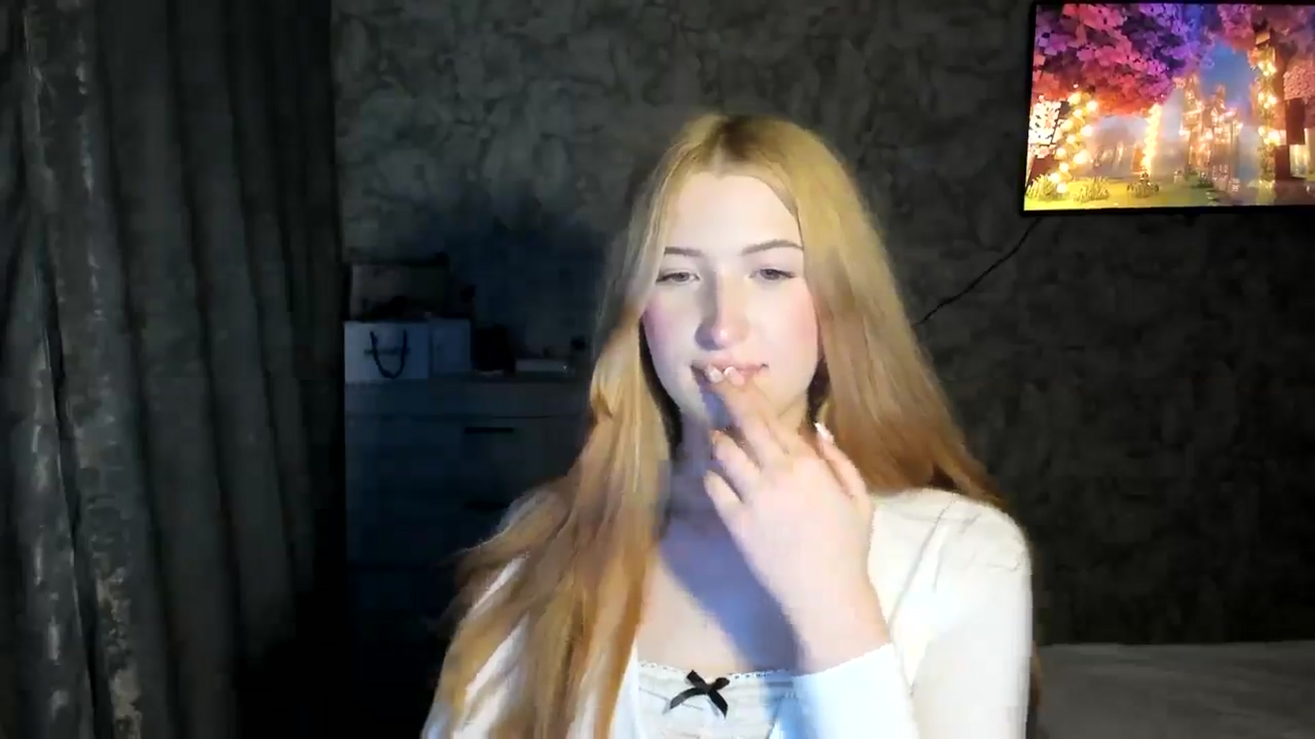 Gallery image thumbnail from Ilona_Here's myfreecams stream on, 02/28/2026, 18:00 image 16 of 20