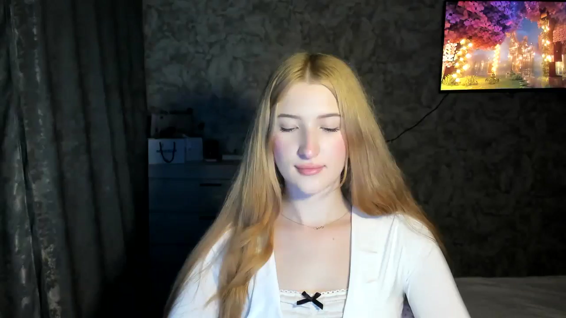 Gallery image thumbnail from Ilona_Here's myfreecams stream on, 02/28/2026, 18:32 image 10 of 20