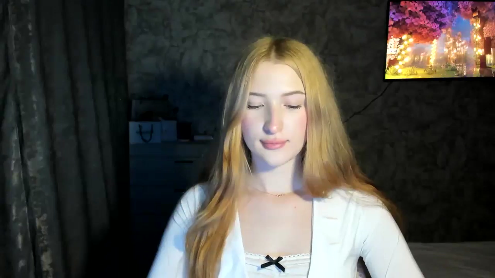 Gallery image thumbnail from Ilona_Here's myfreecams stream on, 02/28/2026, 18:32 image 2 of 20