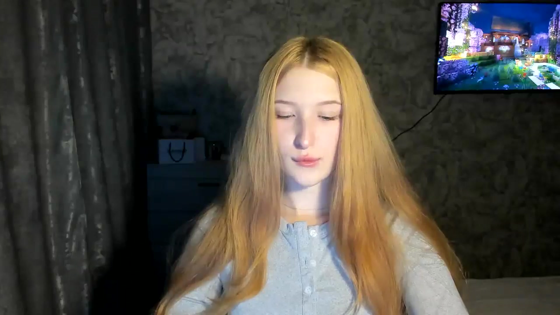 Gallery image thumbnail from Ilona_Here's myfreecams stream on, 03/06/2026, 17:28 image 7 of 20