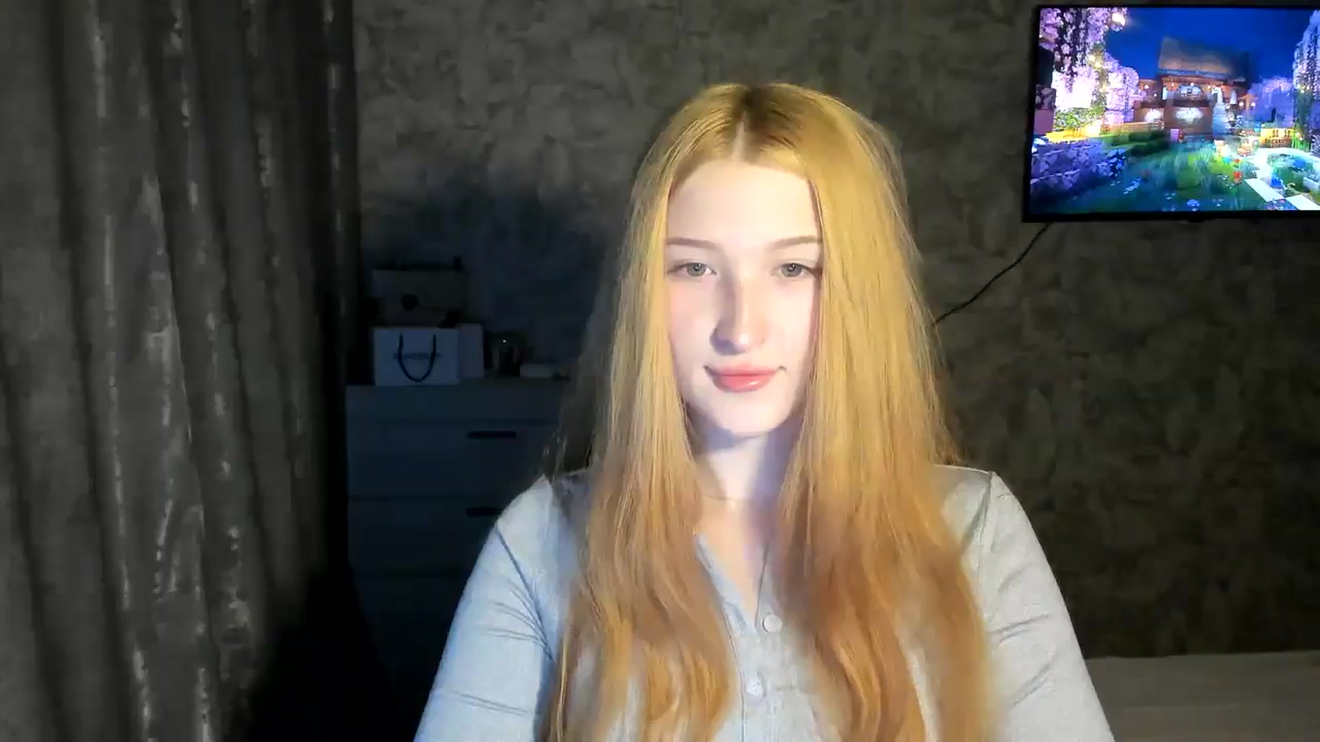 Gallery image thumbnail from Ilona_Here's myfreecams stream on, 03/06/2026, 17:28 image 12 of 20